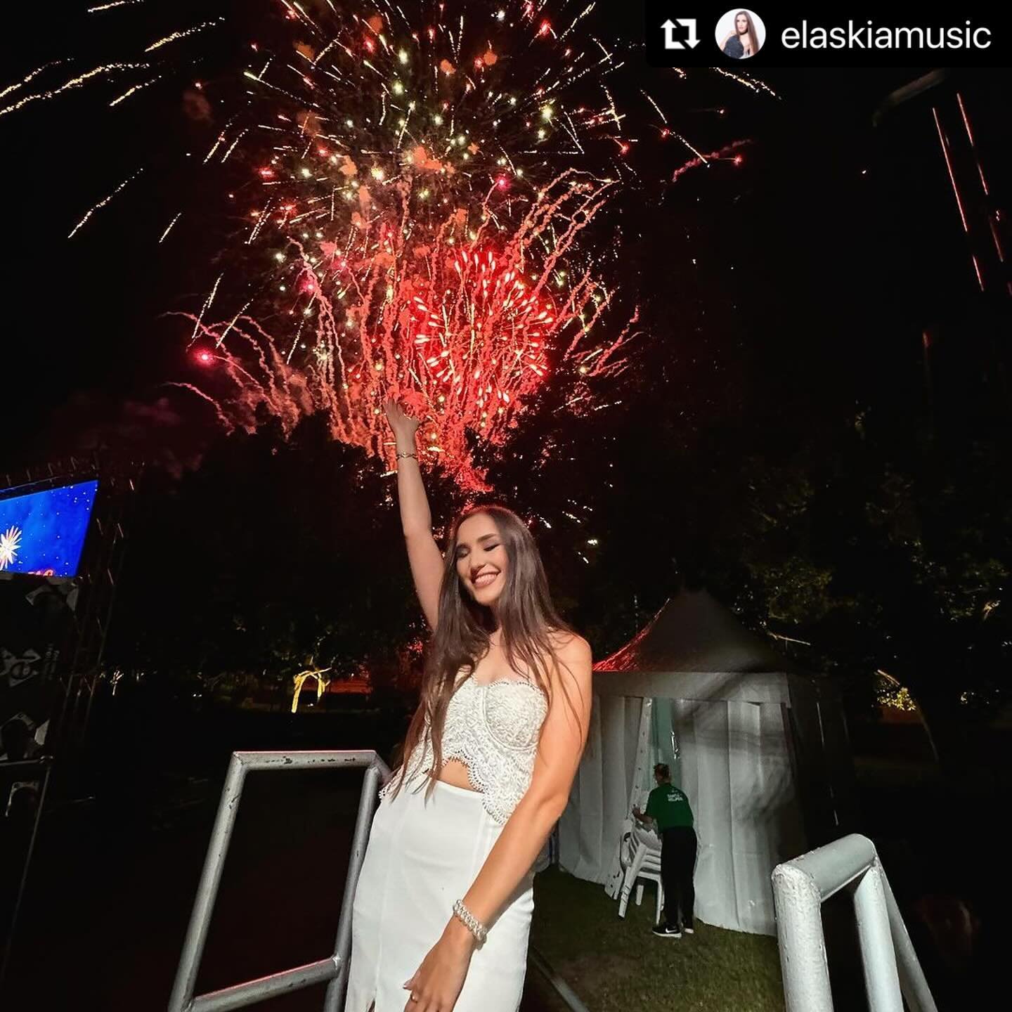 #Repost @elaskiamusic what AMAZING news!!! 💛
・・・
💥💥WE DID IT!!! 💥💥

Over 1 million streams on &lsquo;Calling out My Name&rsquo; 😭🤍

Thank you to every single person that has listened - I&rsquo;m beyond grateful to share my music with you.