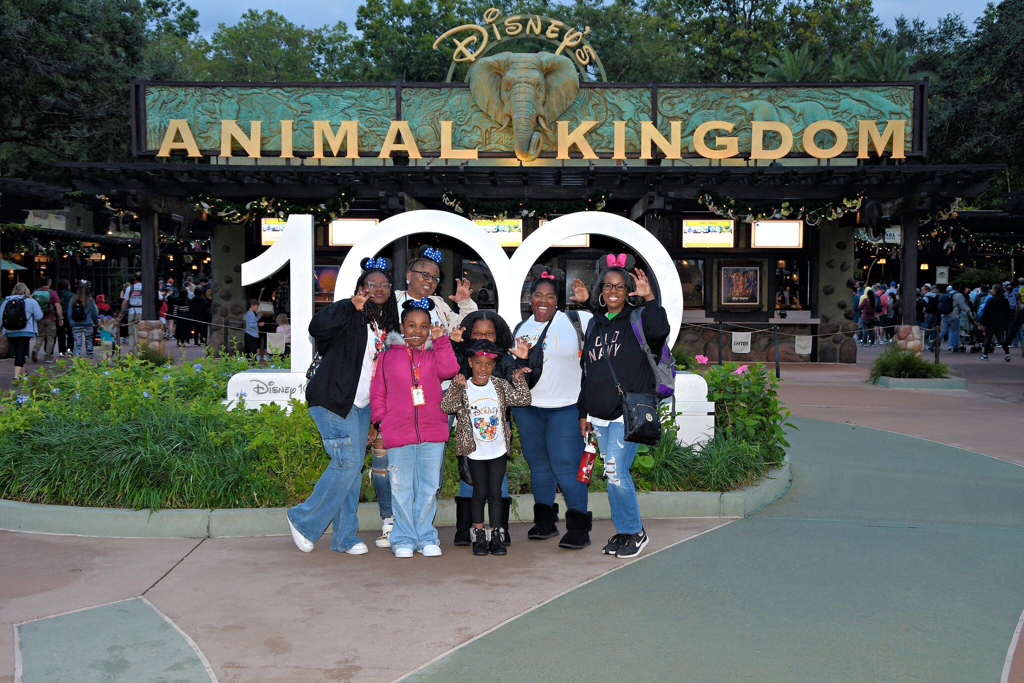 2023-12-22 - Disneys Animal Kingdom Park - The oasis_24