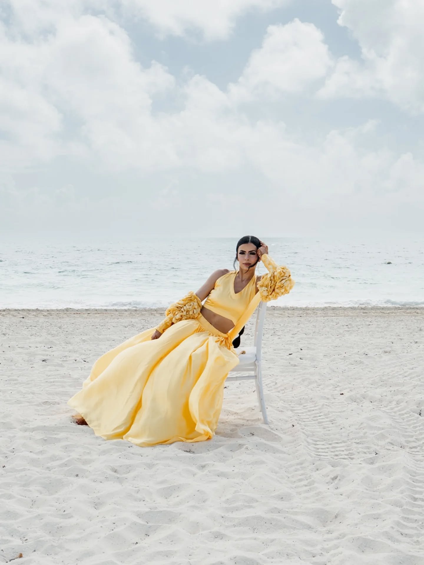ANMOL &amp; MANVIR  HALDI 💛

Day 1 -  The perfect morning under the Caribbean sky and sun 🌞 

Bride : @anmlgll_
Groom: @manvir76 
Venue: @grandpalladiumselectcm 
Photo and video: @omweddingstorytelling
Mua: @makeupbysarbie 
Hairstylist: @e_medz 
DJ