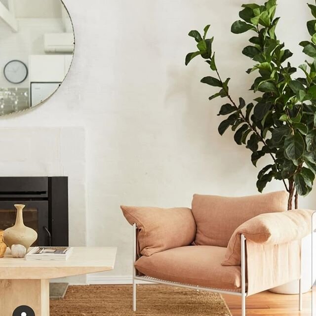 Brand new clinic vibes at @Natology._ today. We are officially in our new home and it is just beautiful. To all my clients we havent moved far, just upstairs but you're going to love the new clinic space as much as I do. For a sneak peek check out my