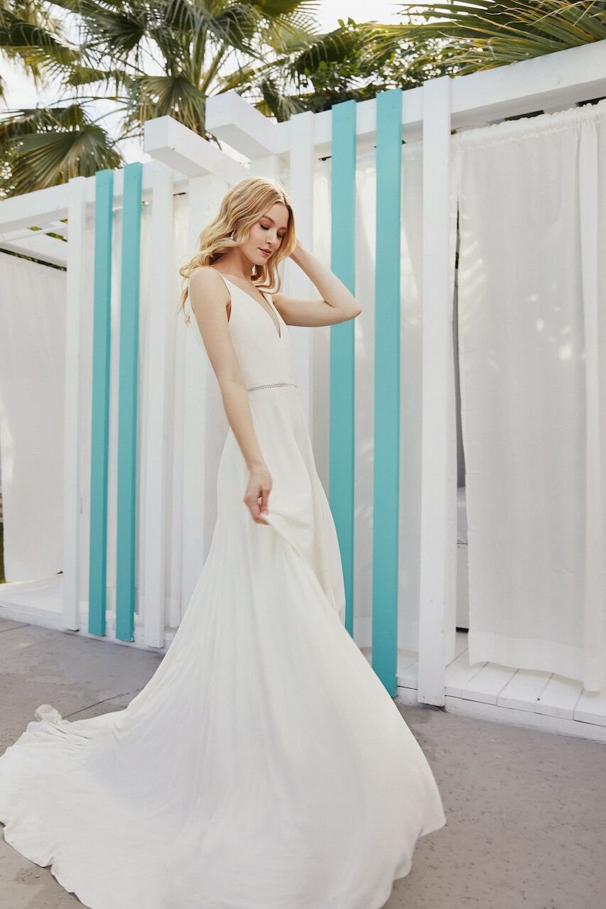 Scout Bridal Breeze - Size 12.jpeg