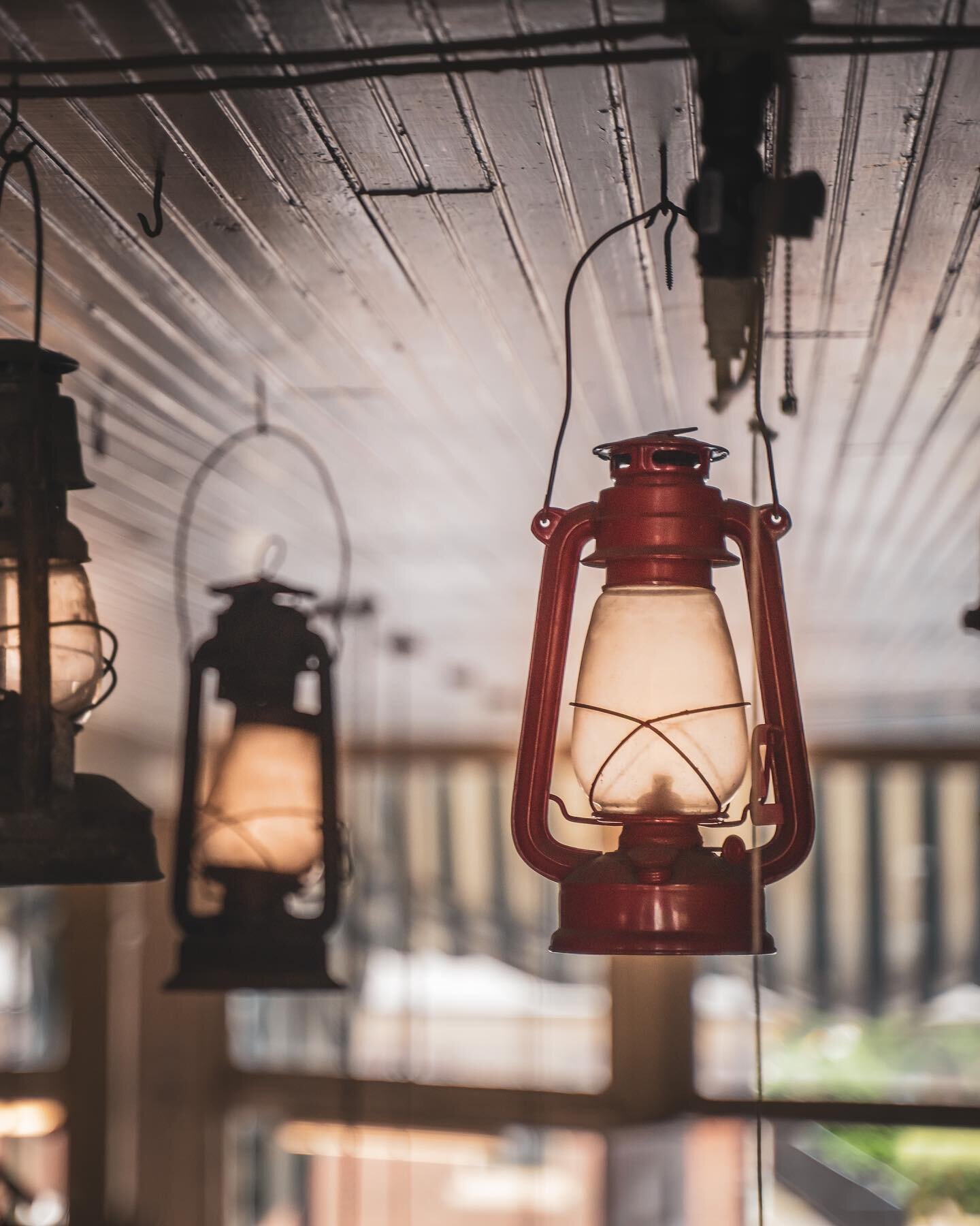 I saw these old lamps in Turner&rsquo;s hardware store when I was filing the other day. They were dark, but put some light in them, post the color, and voil&agrave;! That&rsquo;s the power of editing. Let me know what you think in the comments!
.
.
.