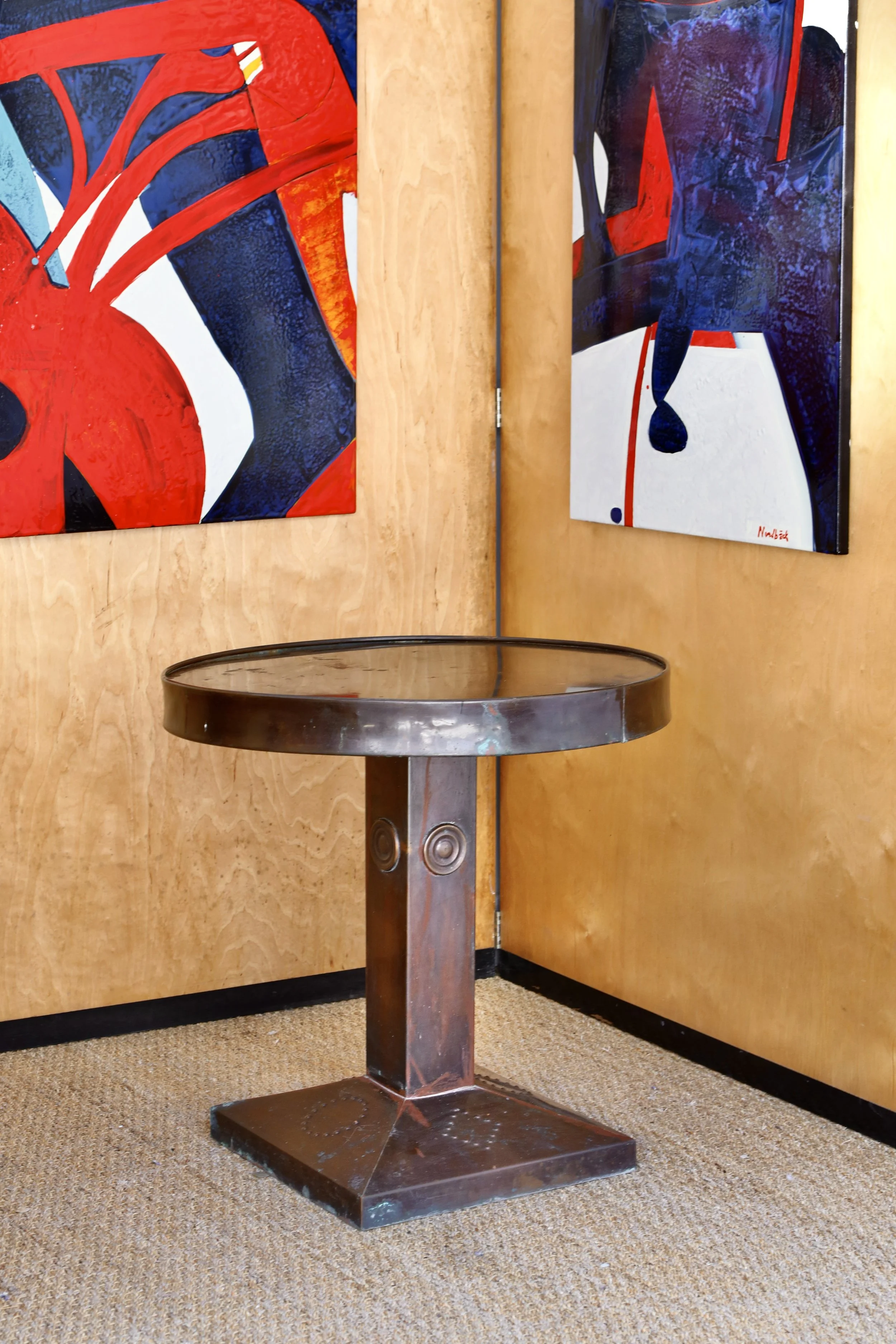 Artisan-made Guéridon