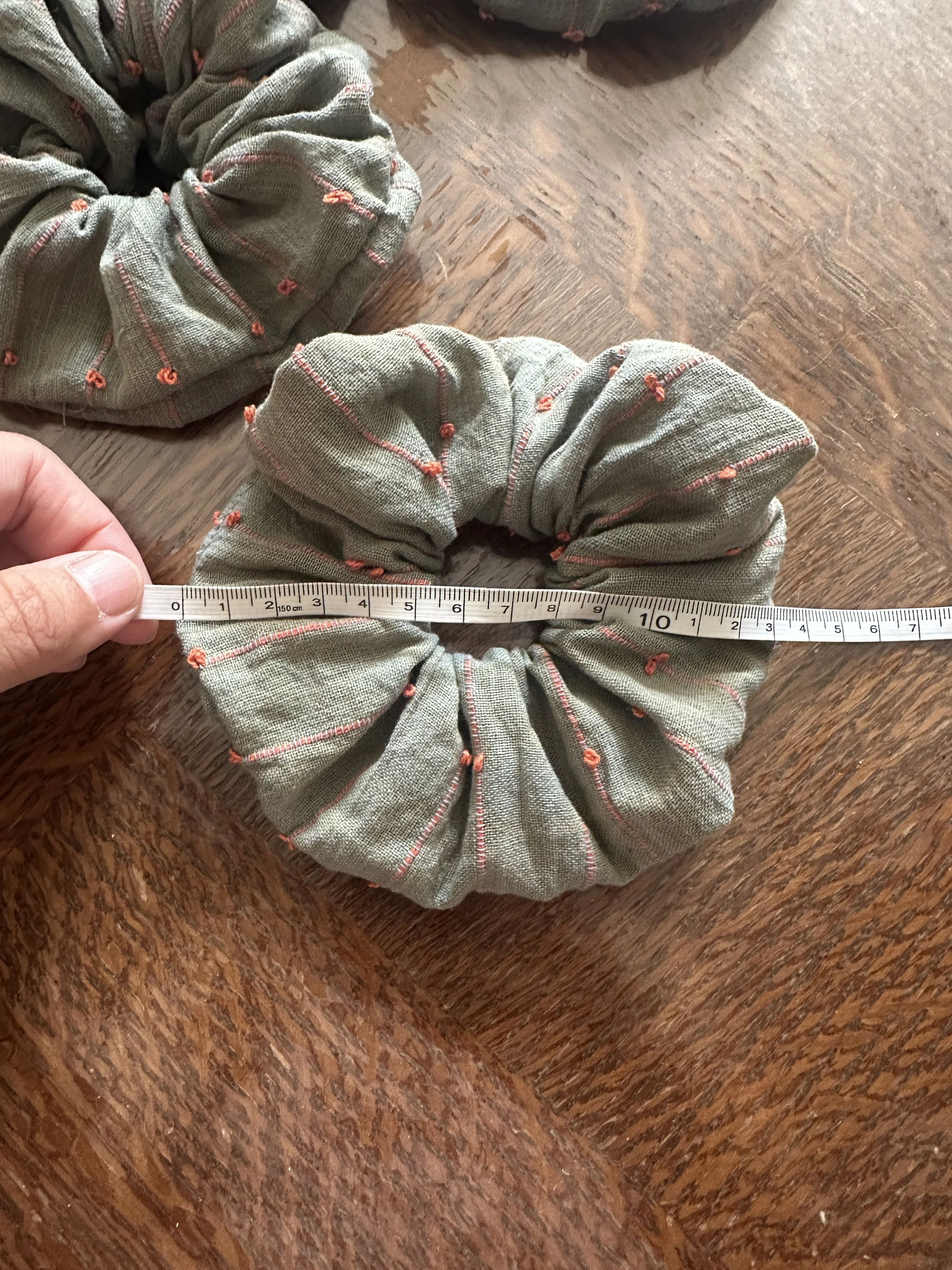 Poppy Sage Loop scruchies