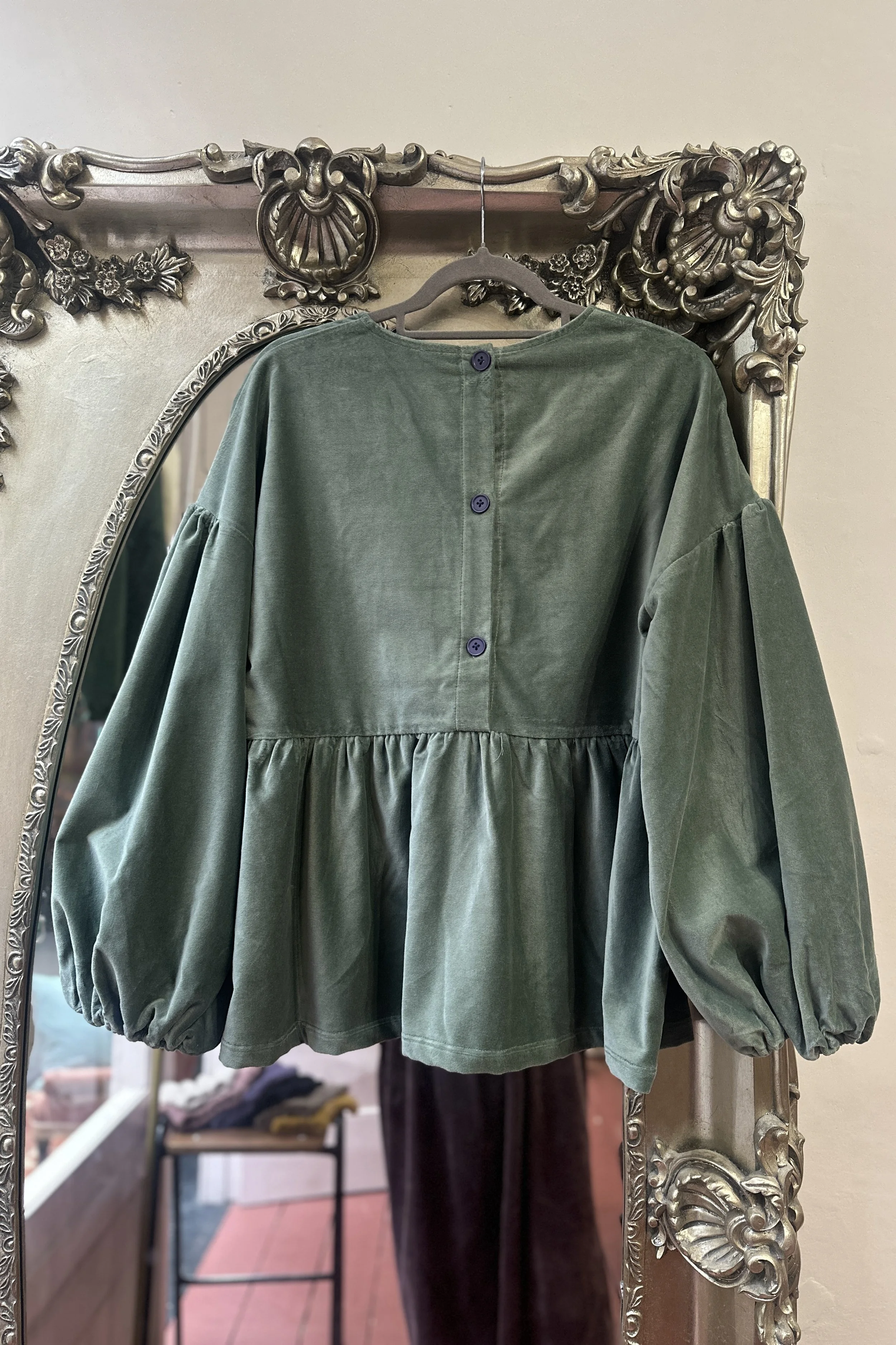 hanging adult duck egg green-grey velvet Top, Featuring a relaxed fit, balloon sleeves, a statement line of buttons at the back