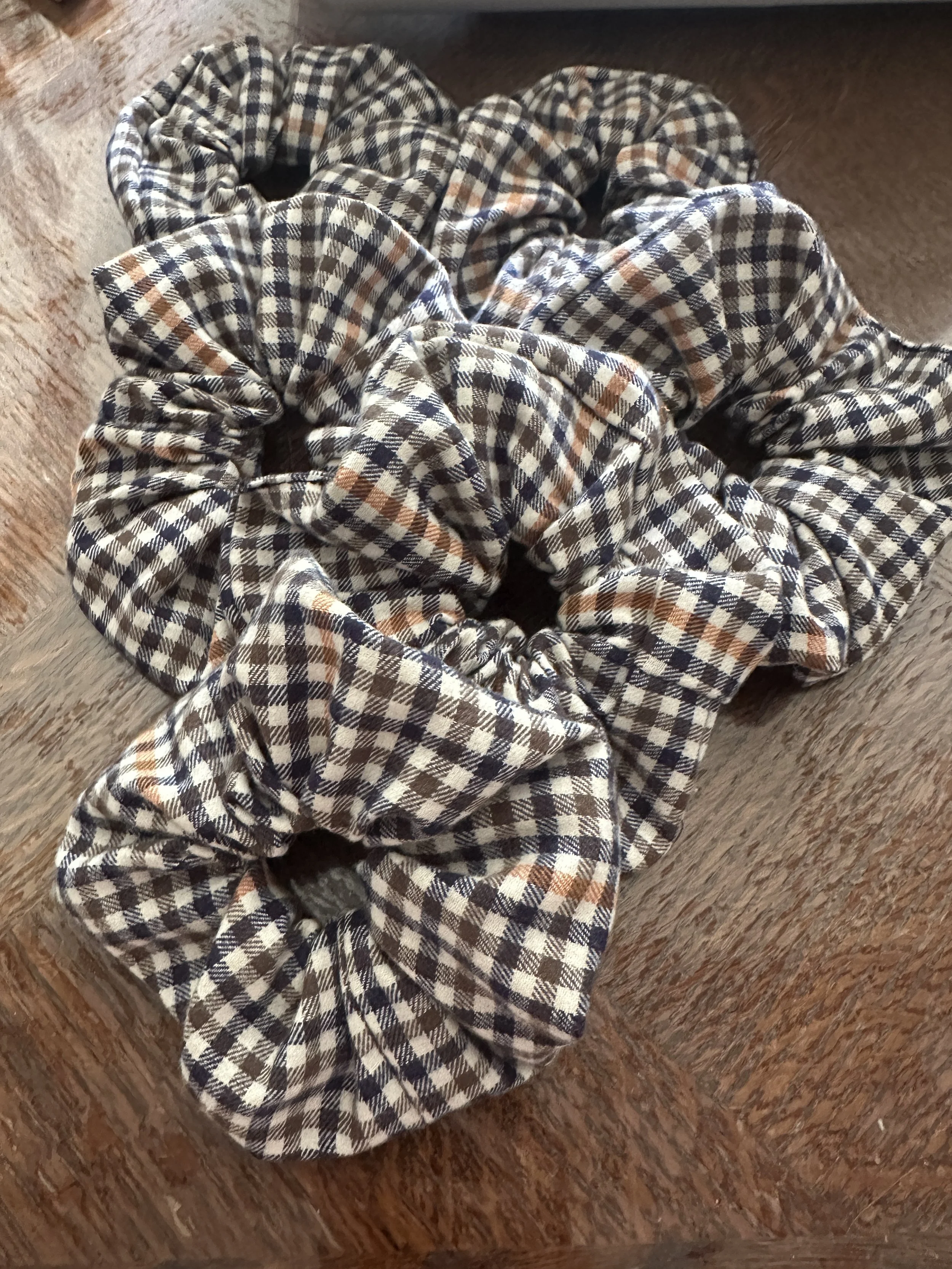 Scrunchie – Retro Brown Check