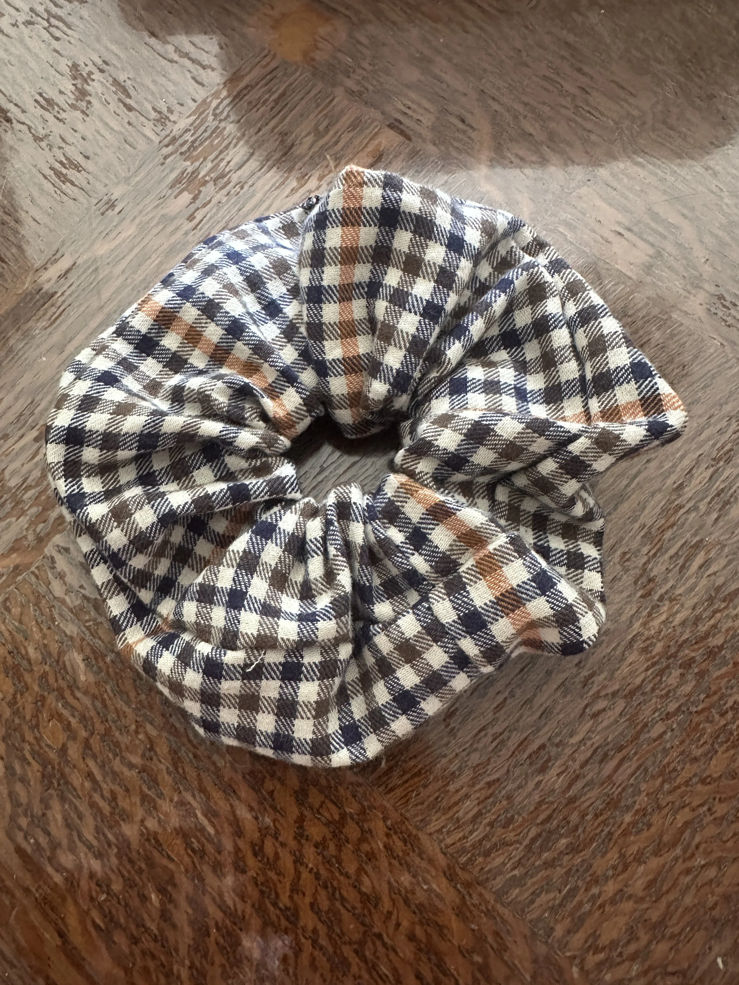 Scrunchie – Retro Brown Check