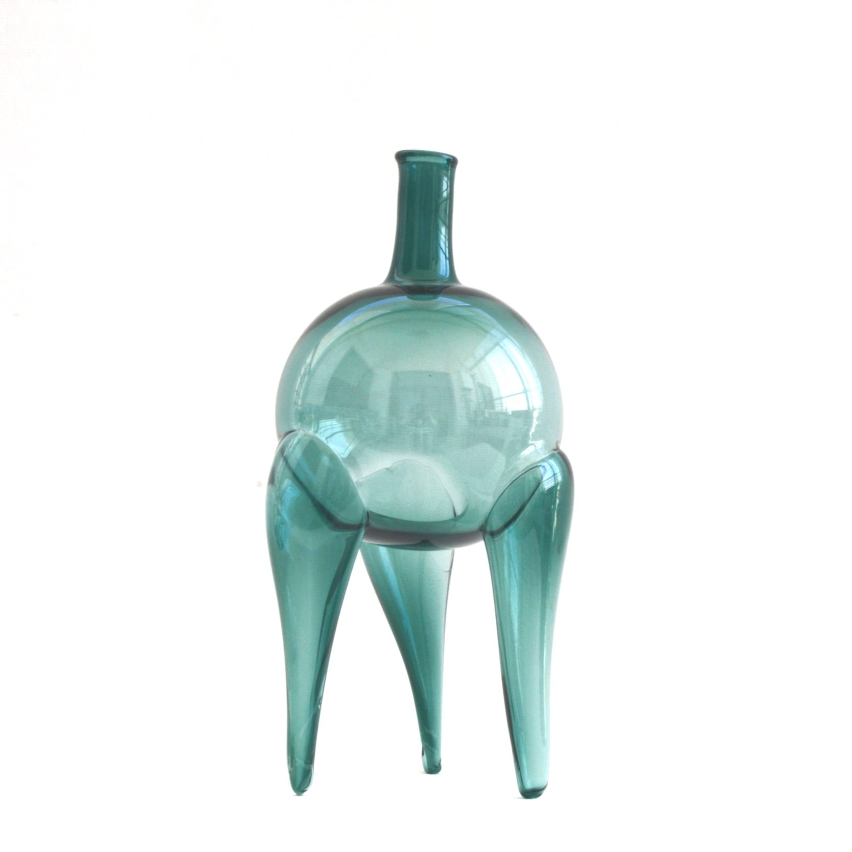 Contemporary hand blown sculptural glass vessel. Collectible design made in Palestine.