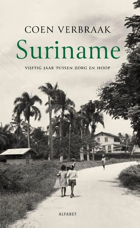 suriname boek.jpg