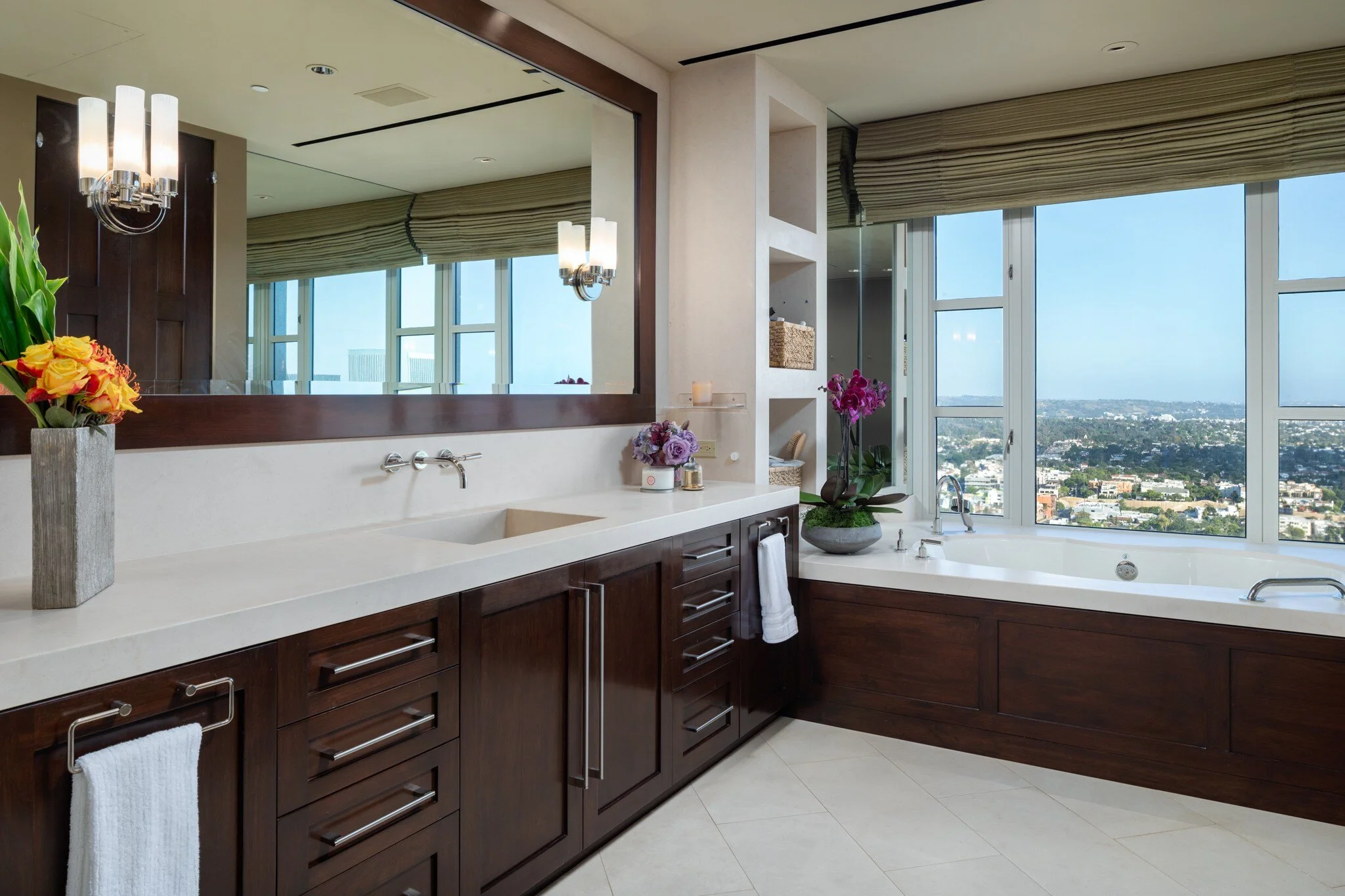 THE-WILSHIRE-PENTHOUSE-MASTER-BATHROOM-HIS.jpg