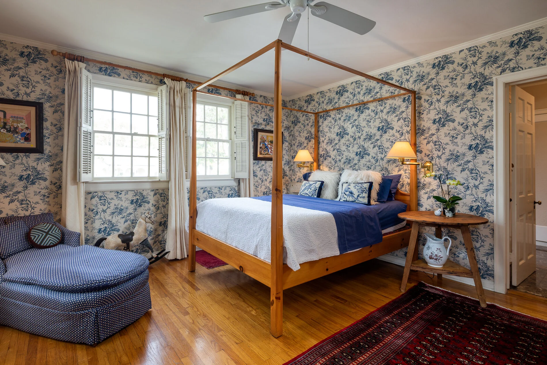 19 BEDROOM COMMLS-17.JPG