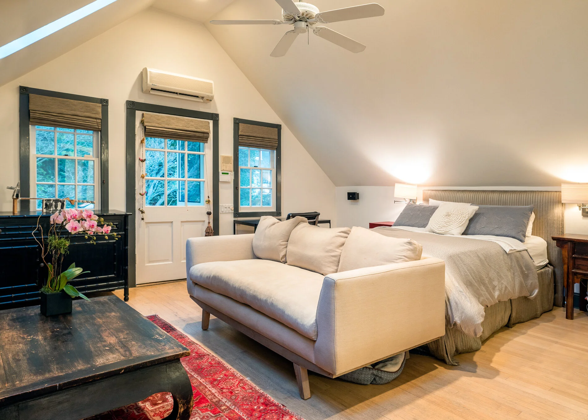 20 315 comstock HERO_GUEST HOUSE COMMLS-33.JPG