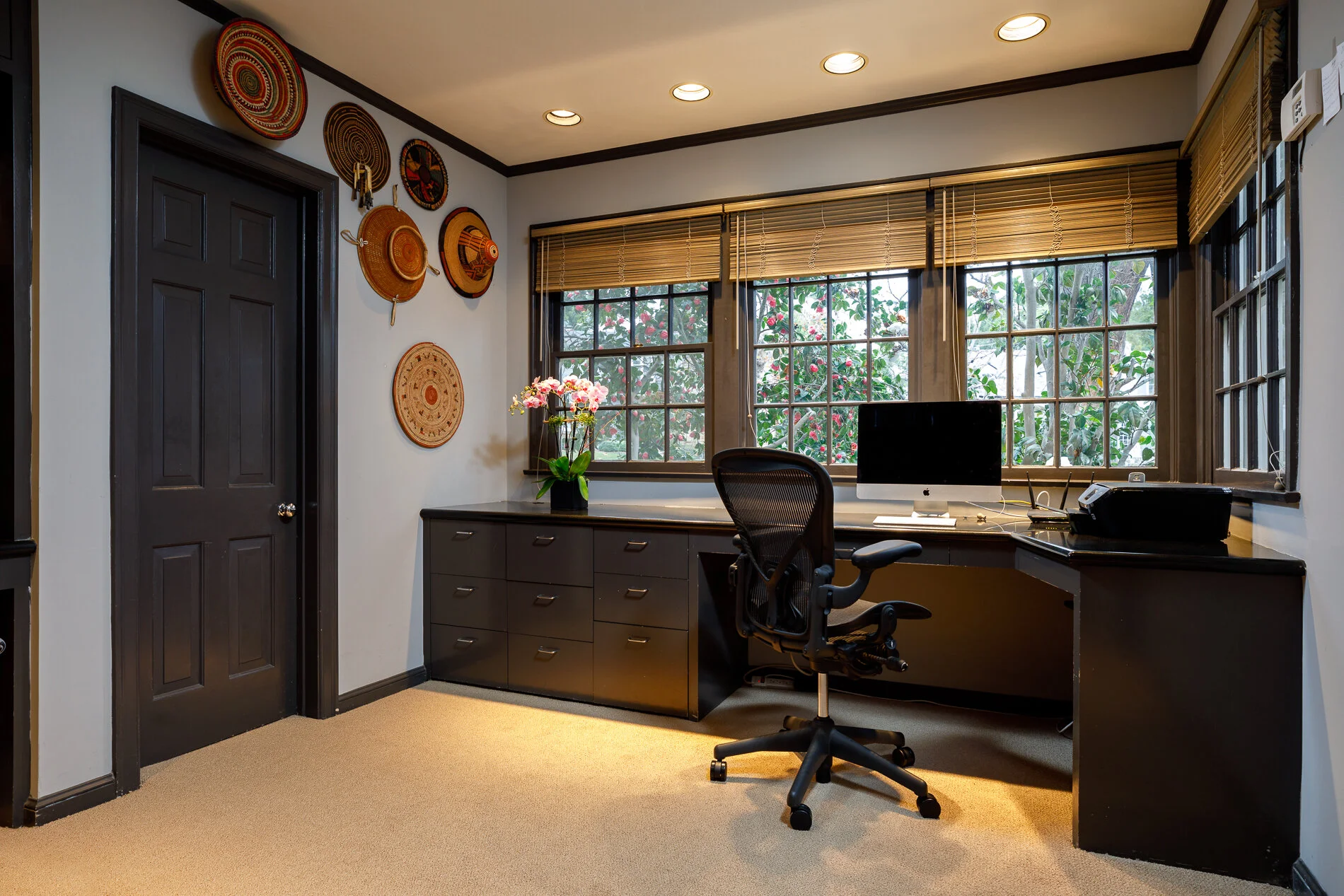 20 315 comstock OFFICE COMMLS-29.JPG