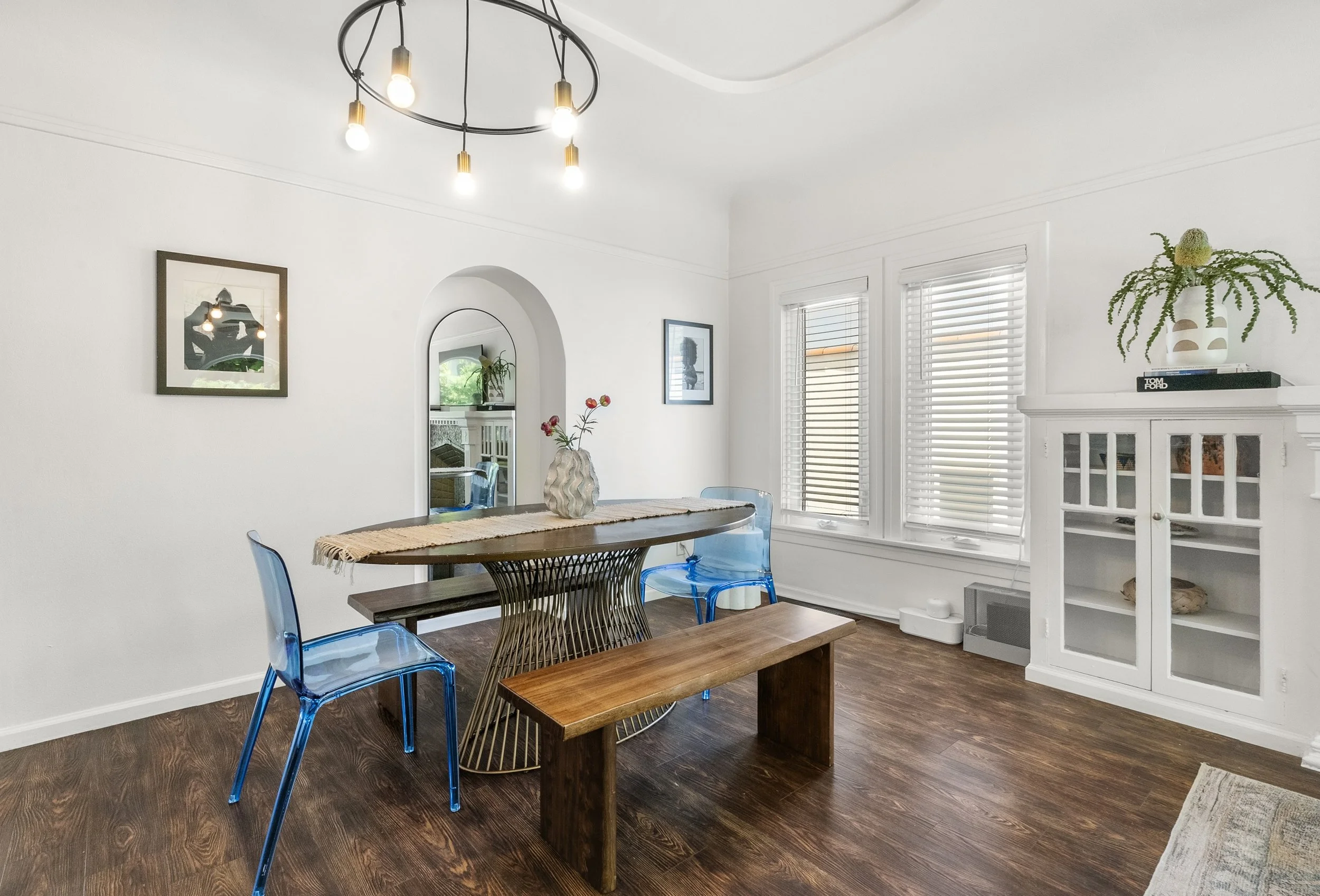 9 Dining Room.jpg