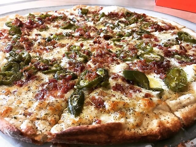 Check out our white pizza with bacon, garlic, and jalape&ntilde;os! 🥓🧄🔥 We&rsquo;re here from 12-7pm today.
570-675-9611