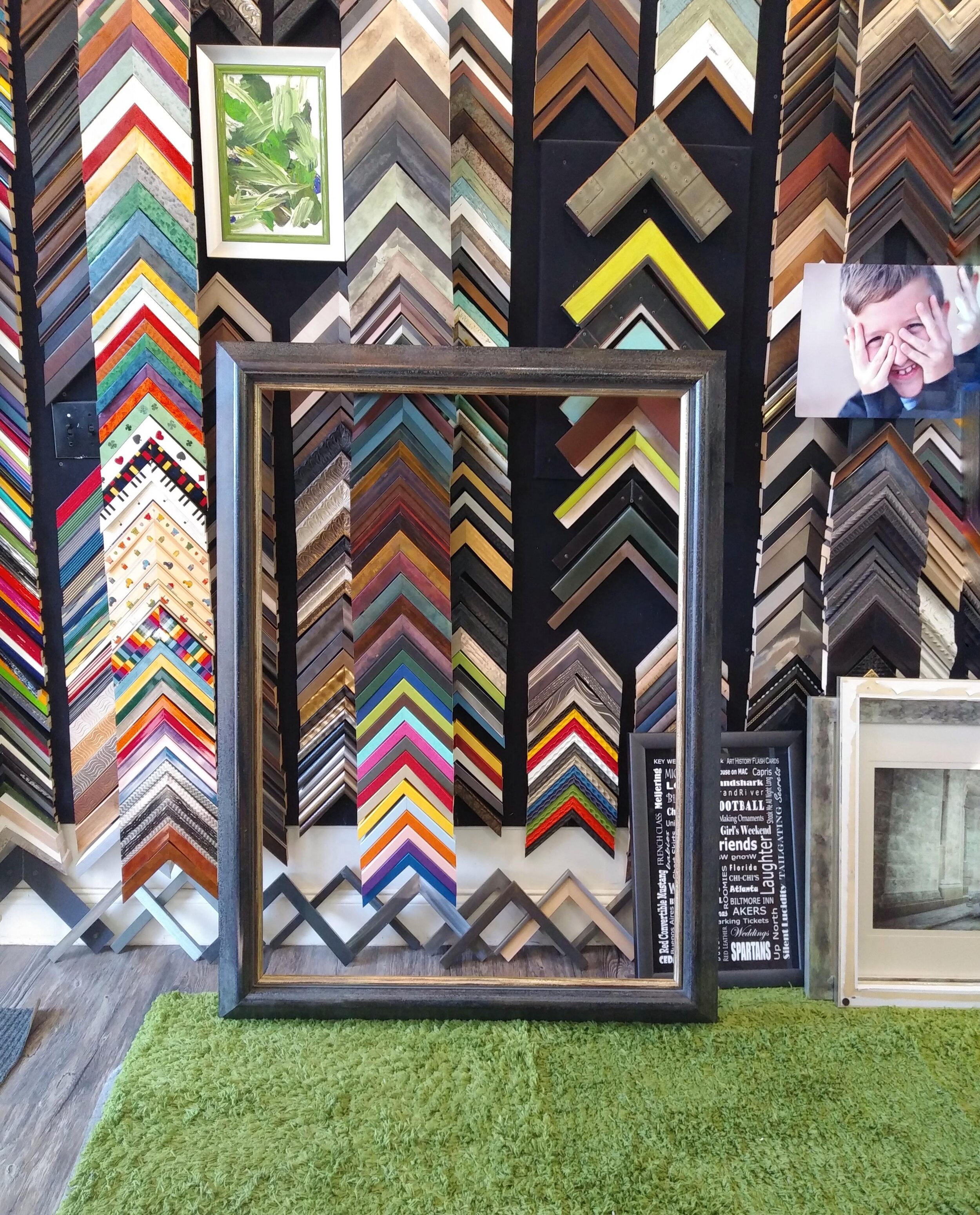 Online Custom Picture Frames & Art Framing