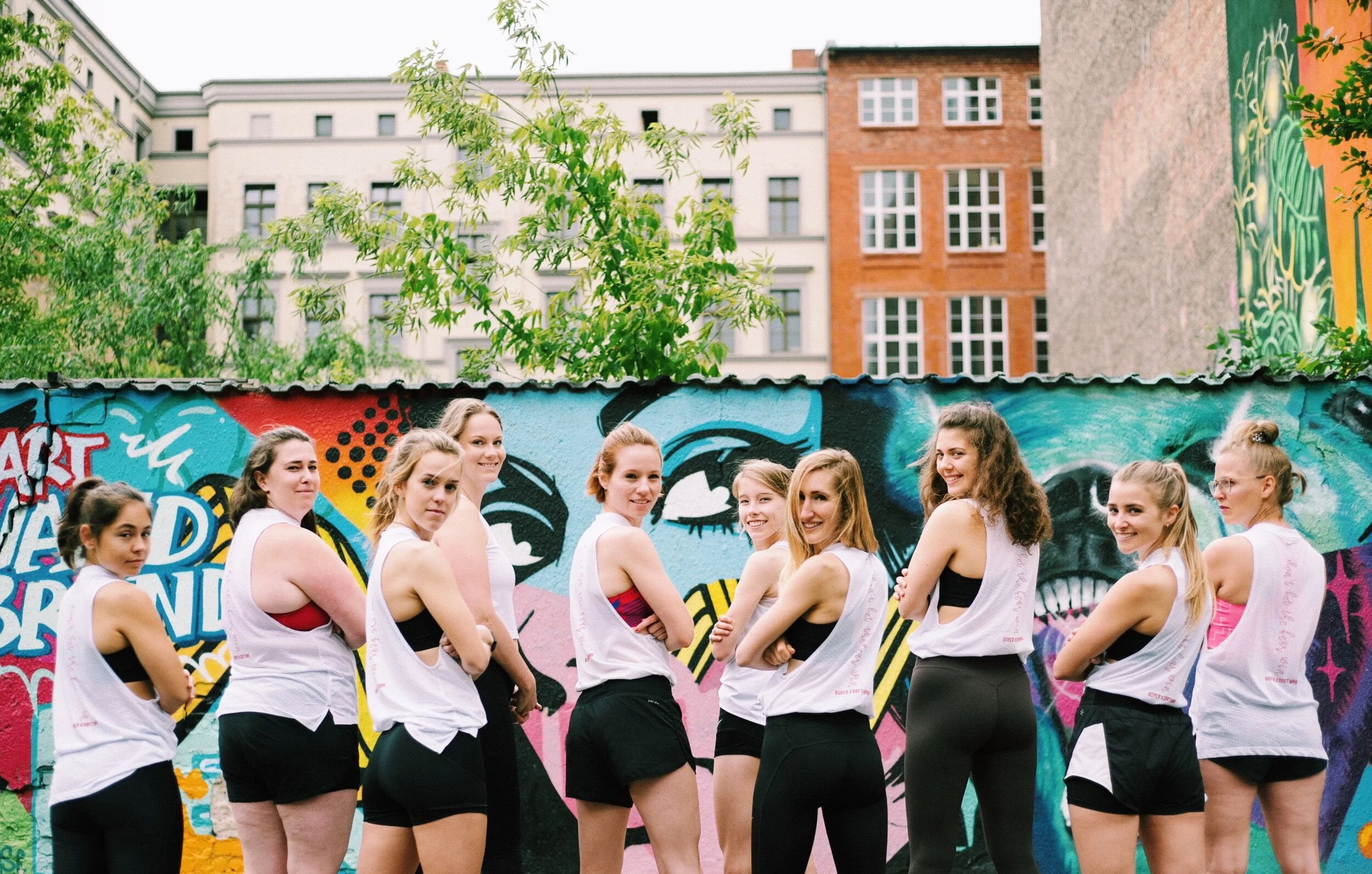 BORDER TO HEL - DAS TEAM