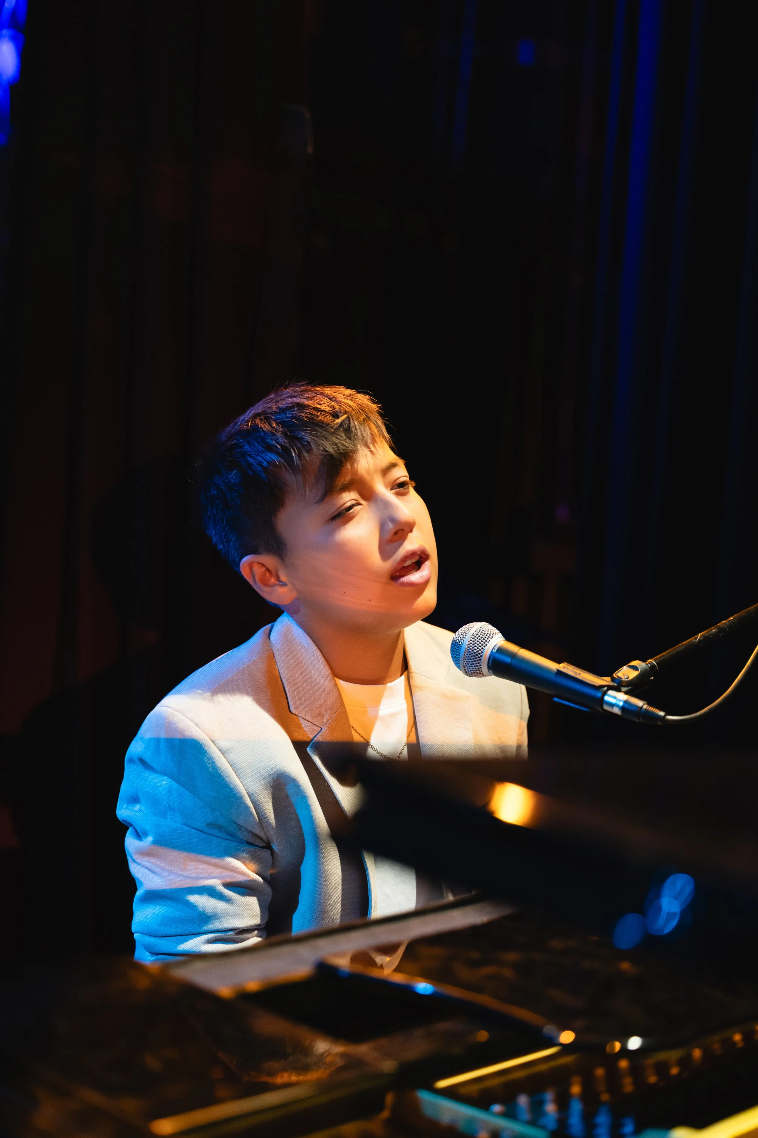 Taiyo on the piano singing