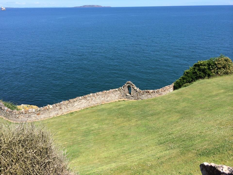 howth arch wall.jpg