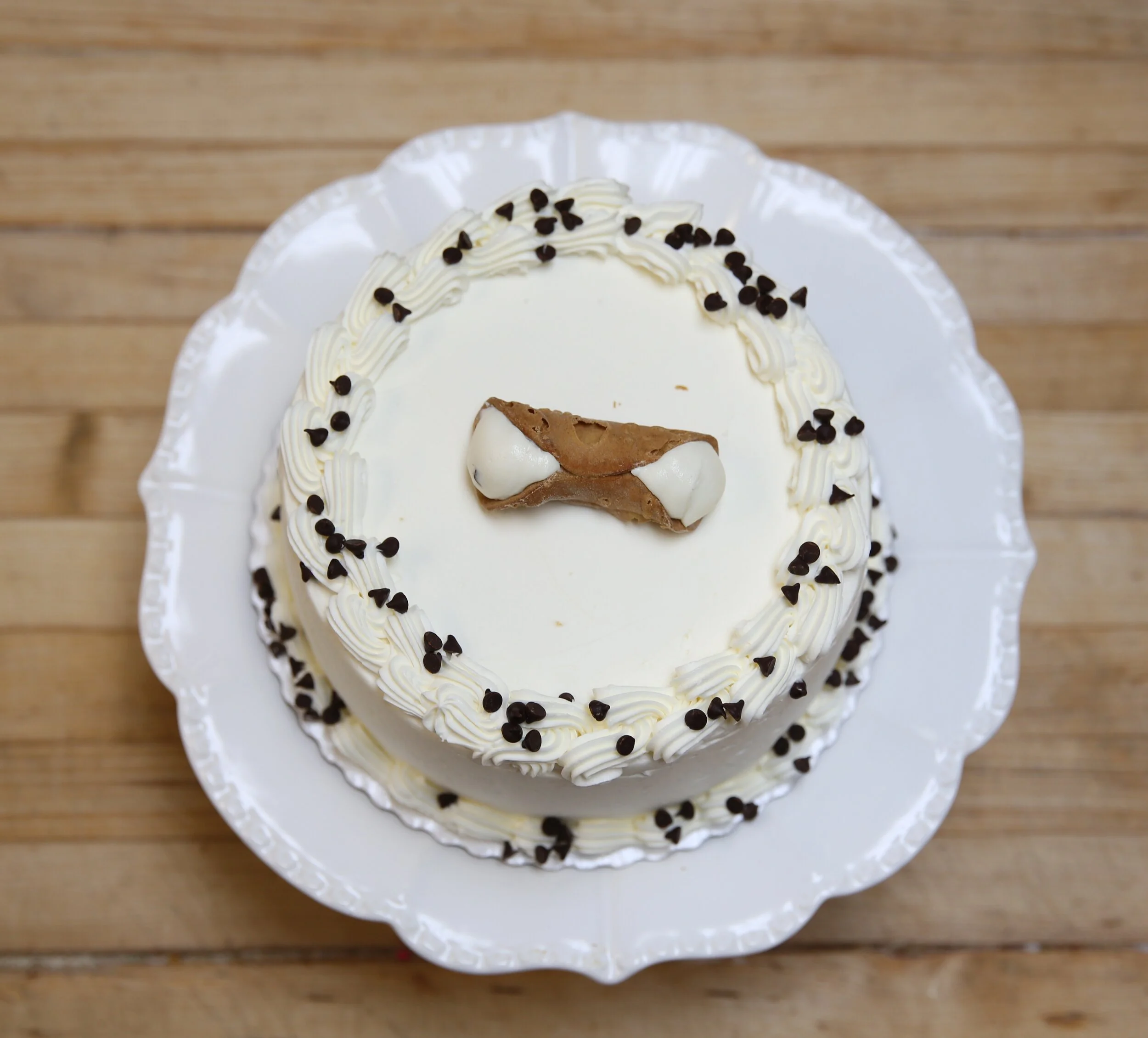 Cannoli Cake