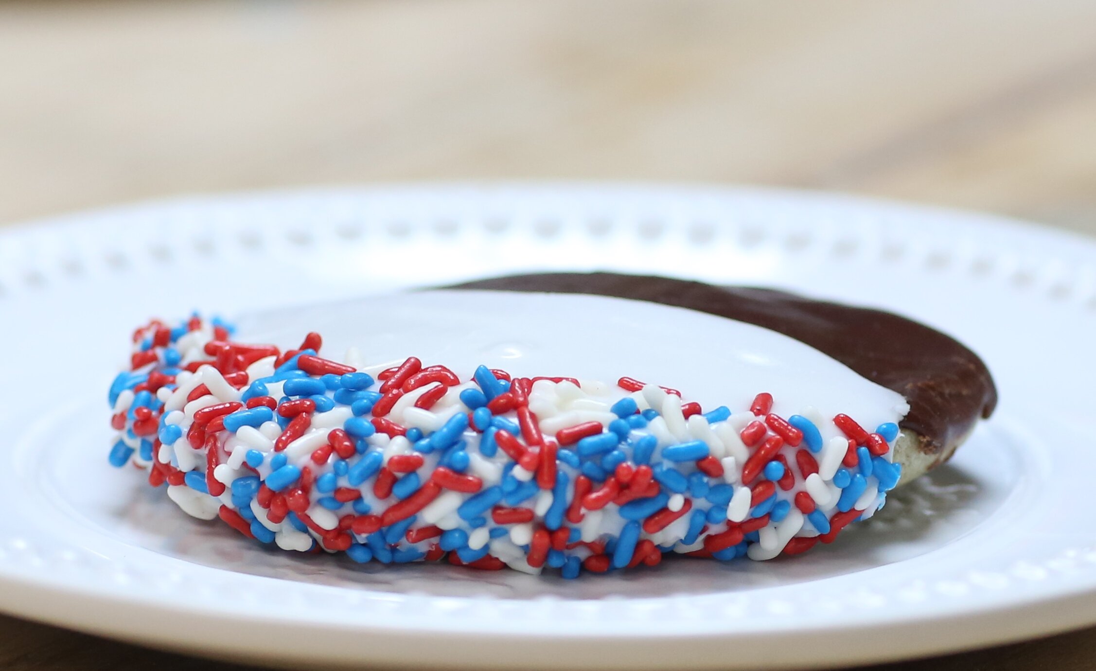 Black _ White Cookie 2.JPG