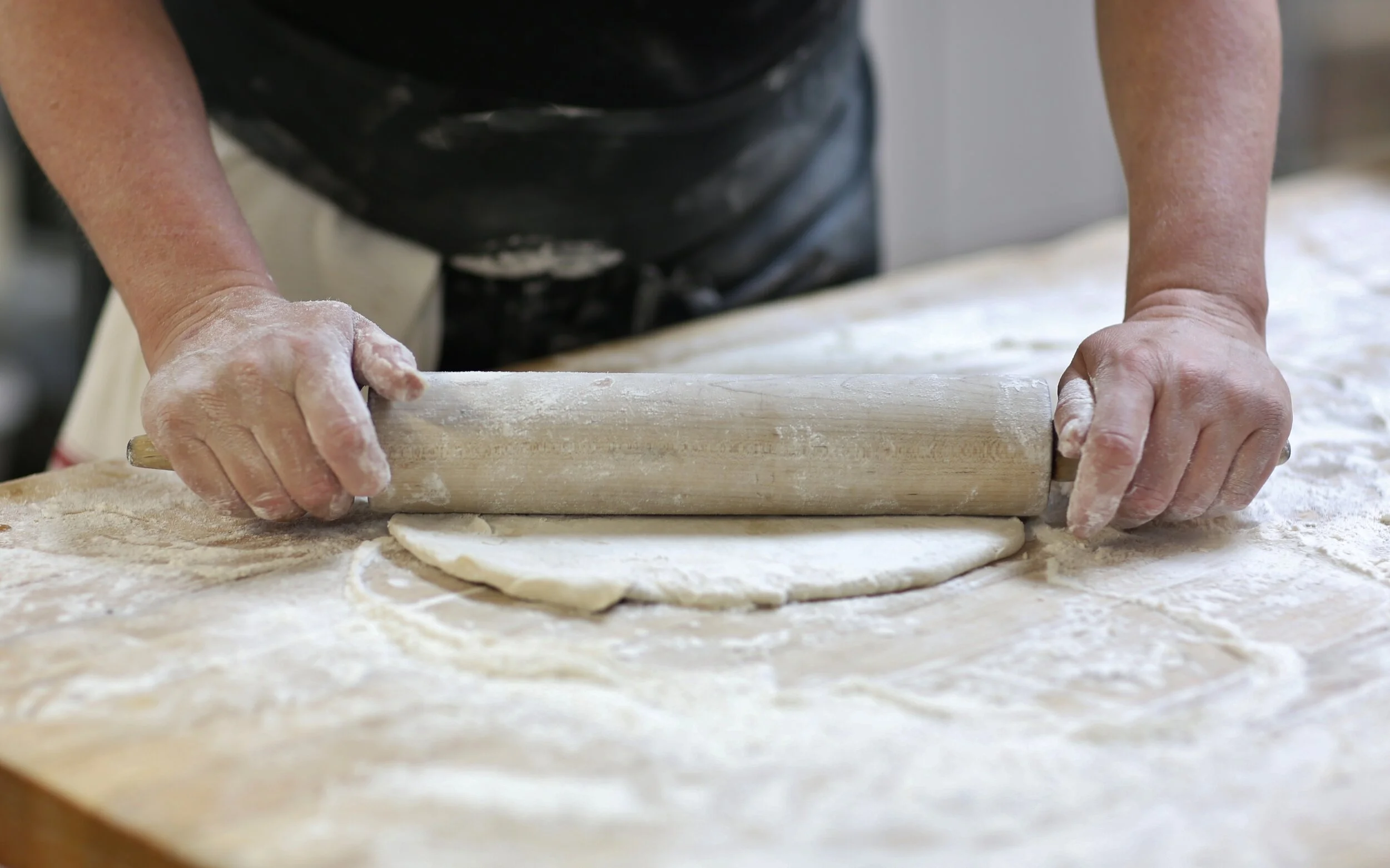 pie dough rolilng.JPG