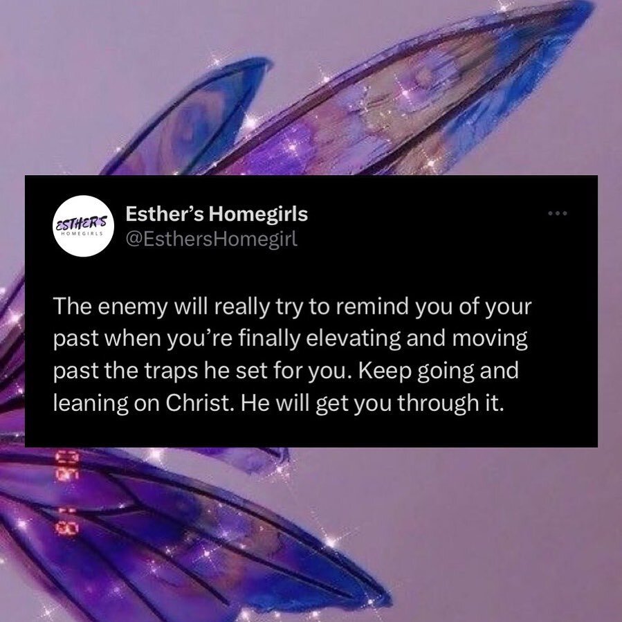 ✨Stay in prayer. Meditate on His word. Remember Jesus is with you.

#esthershomegirls #womenoffaith #christianmillenials #christianwomen #jesusandmentalhealth #mentalhealthmatters #jesusandatherapist #wellnessjourney