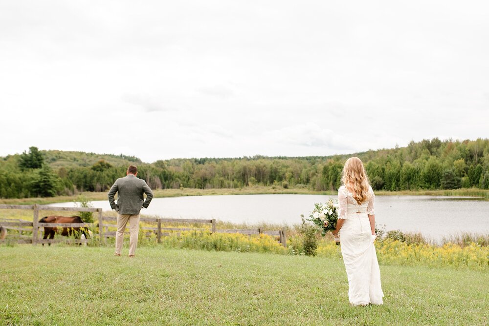 Hollows Camp Wedding - Bradford Ontario Wedding Photographer - Melissa Pushelberg Photography_0008.jpg