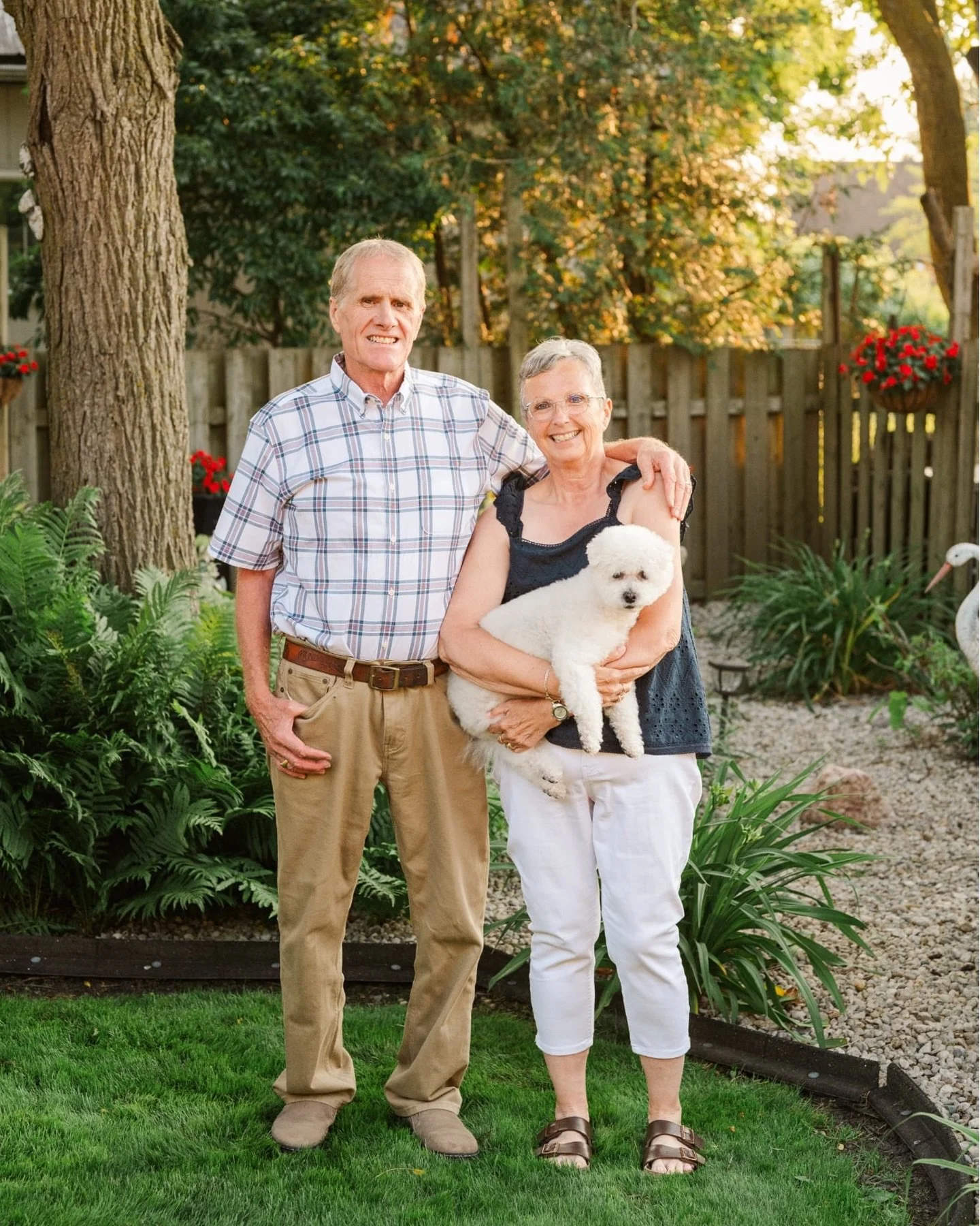 I love a family session that&rsquo;s two minutes away from my house 🤣

Had a wonderful evening in July photographing this beautiful family in their backyard 🏡