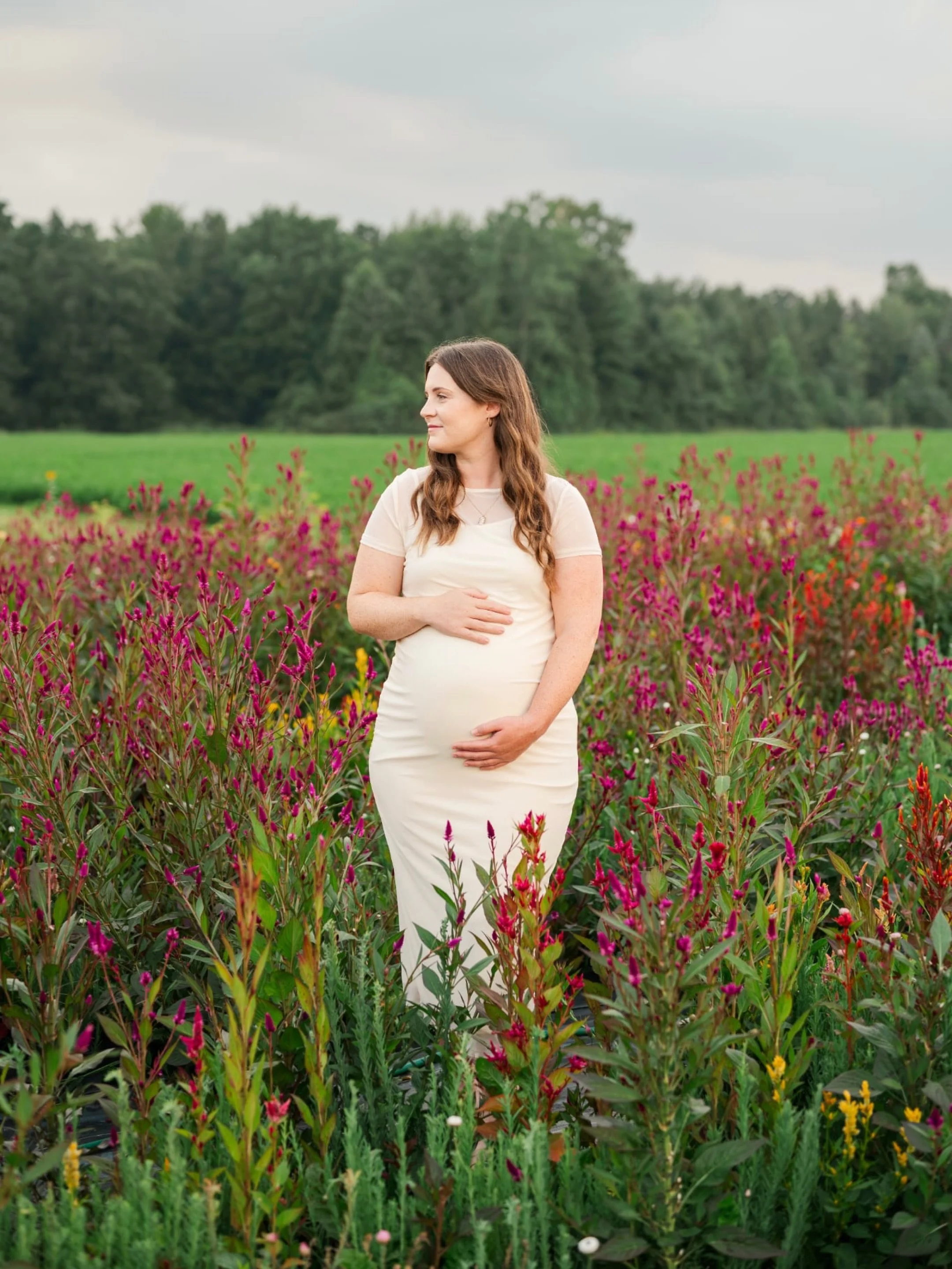 Some favourites from H + J&rsquo;s maternity session 🌸