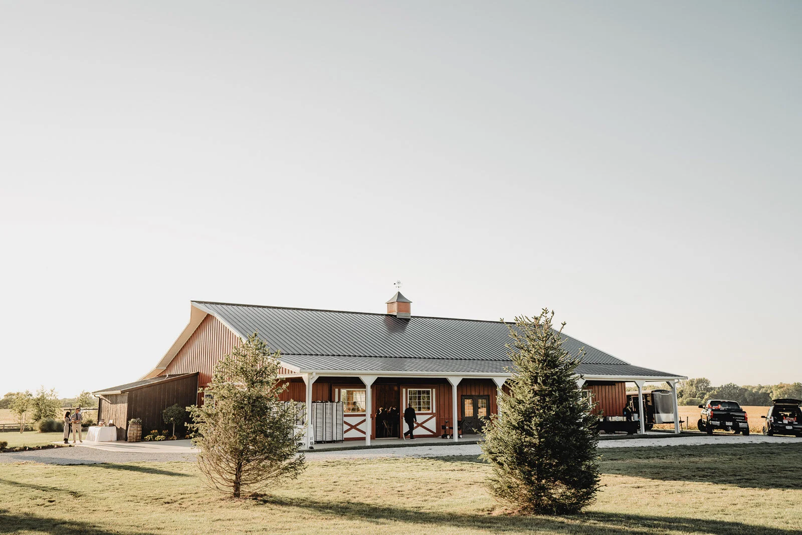 Ohio Barn Wedding Venues Featured Rustic Barns — GABRIELLA SUTHERLAND