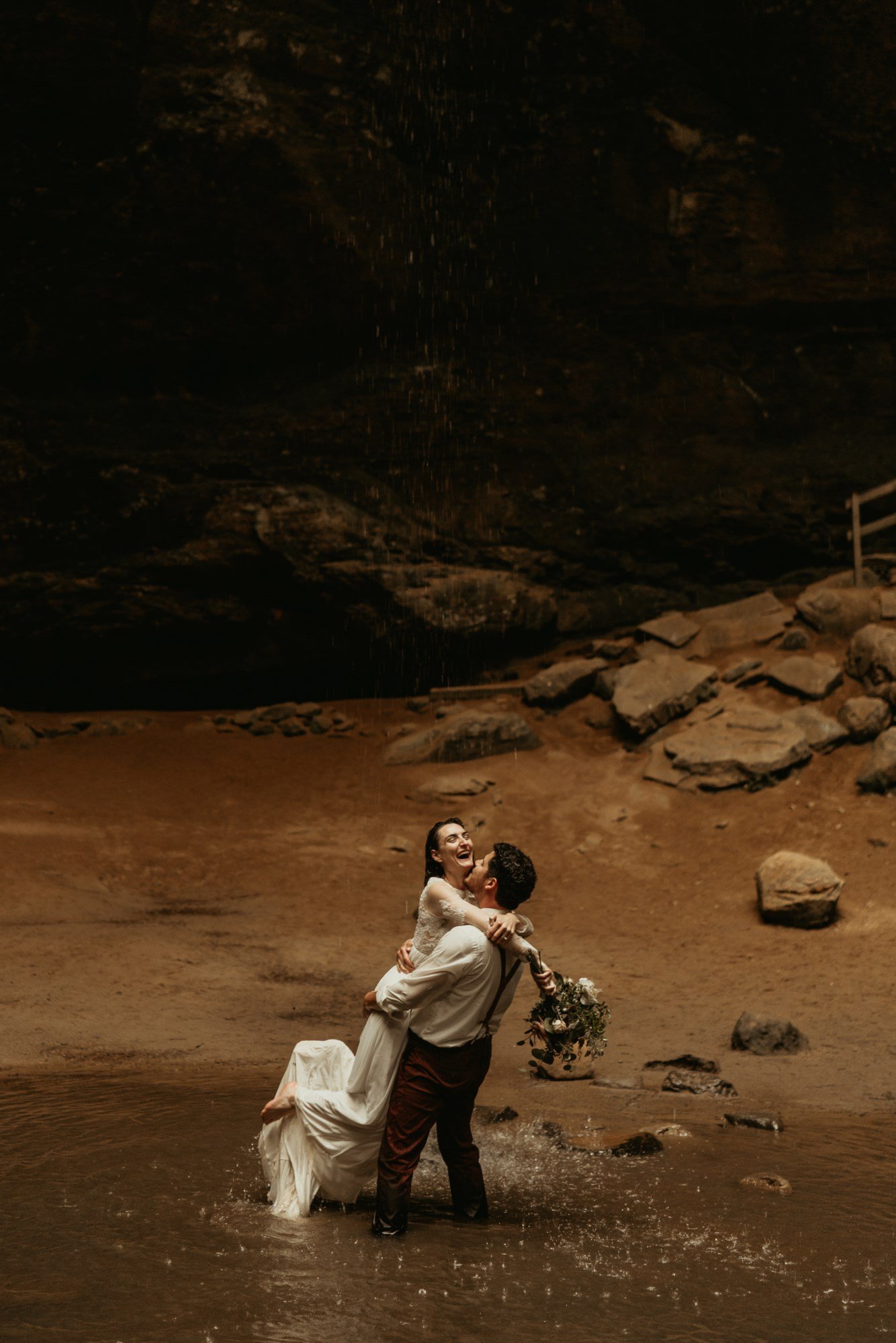 Ash Cave Hocking Hills Ohio Elopement, Logan Ohio, Wedding photographer, Indiana weding photographer, ohio wedding photographer