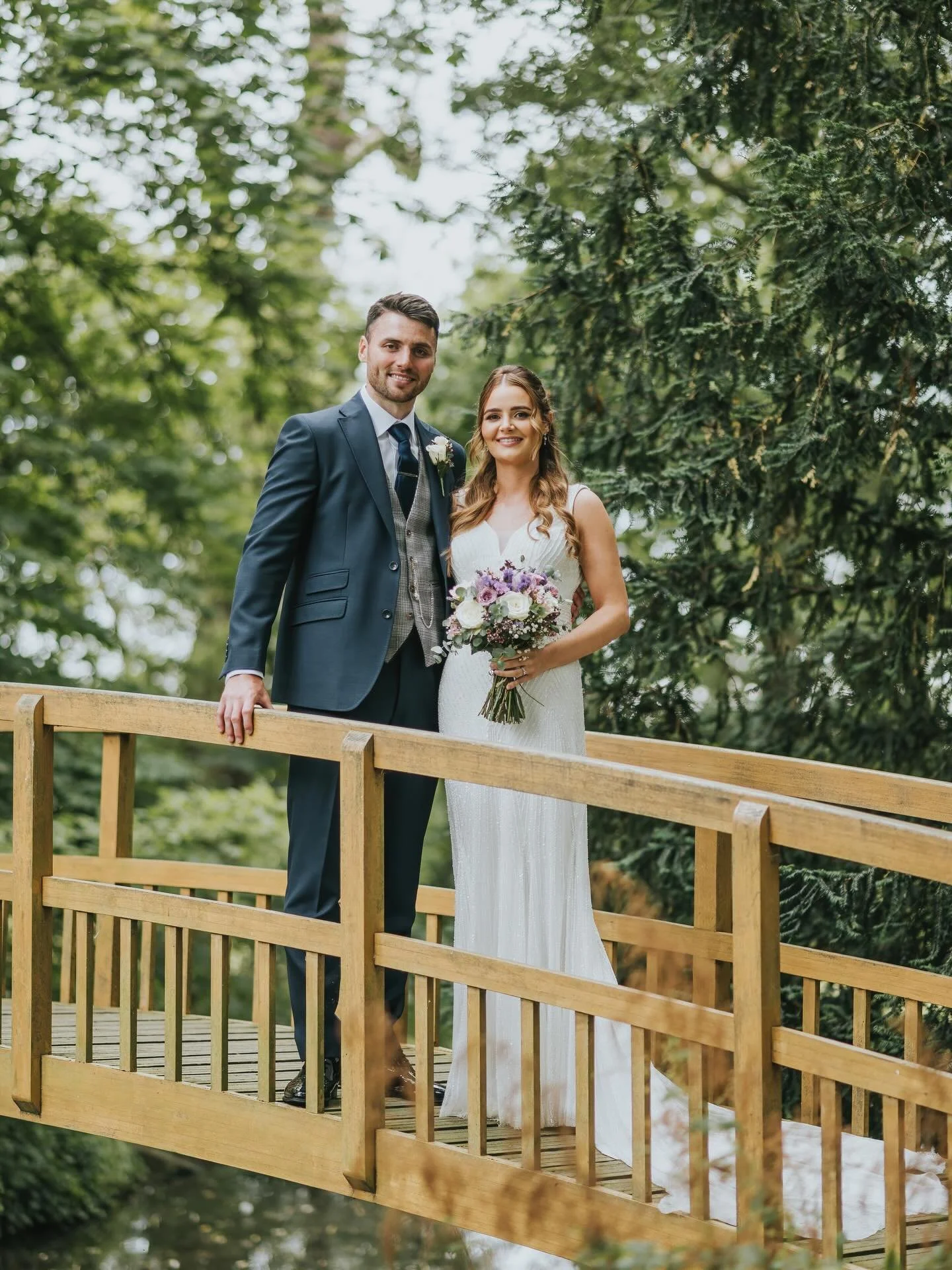 A few favourites from Liz &amp; Connors special day at @mulberryhousehotel 🤍

#mulberryhouse #mulberryhousewedding #mulberryhouseweddings #essexwedding #essexweddingphotographer