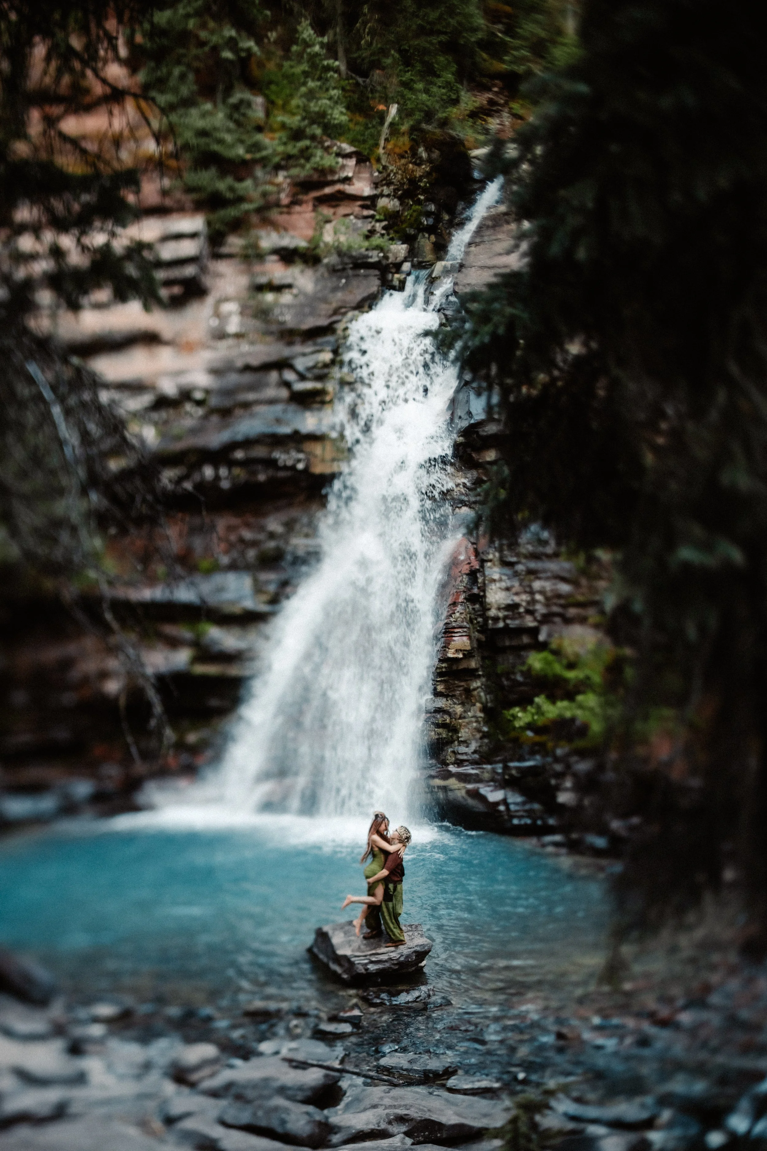 Keauna + Emily / Engagement Photos in the San Juan Mountains