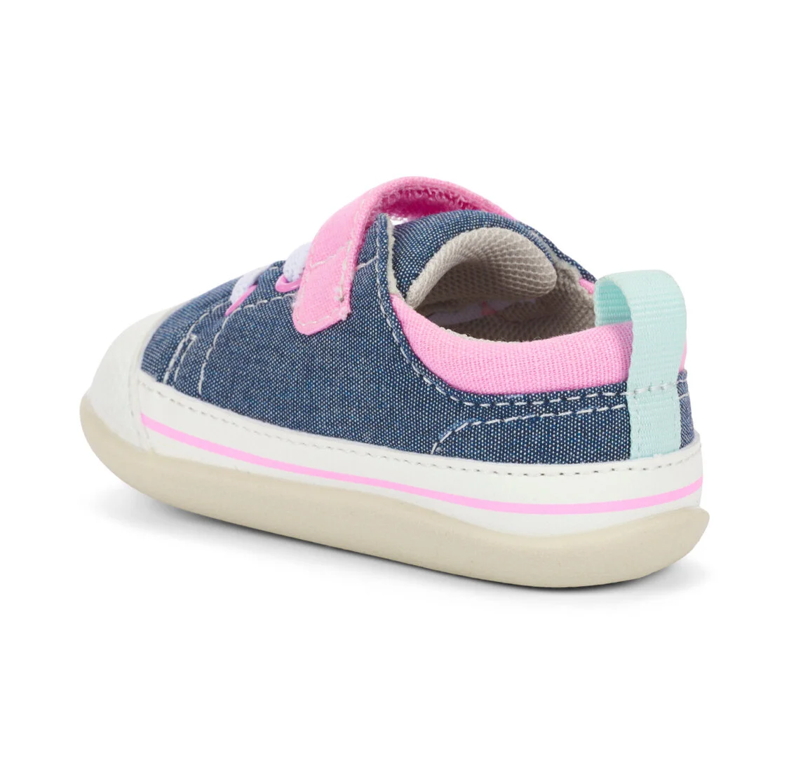 53F0AEF5-9B85-4E1E-B763-FBAF78E58A86