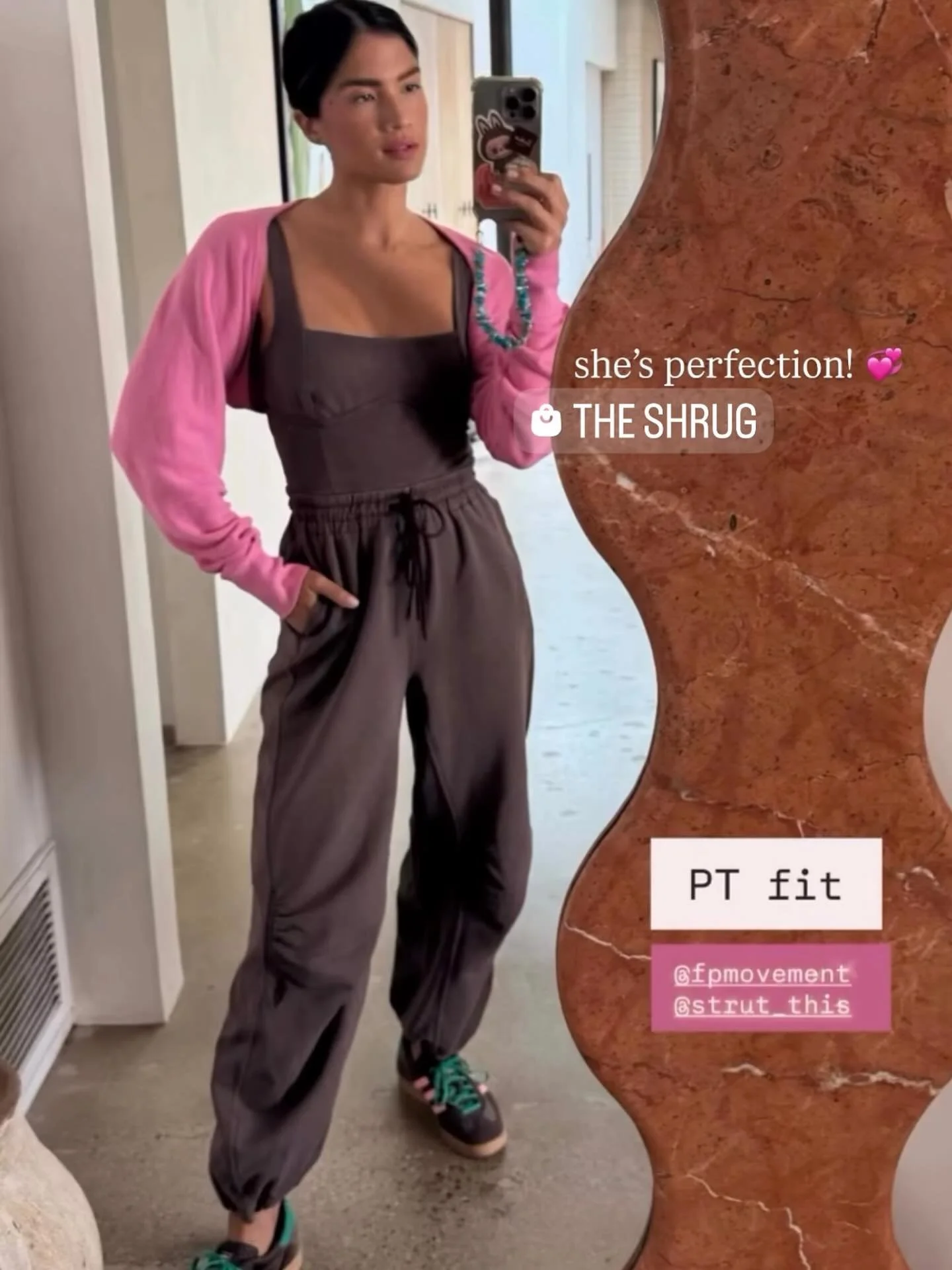 💗💗💗 Comes in black and Kona too! #bestshrug