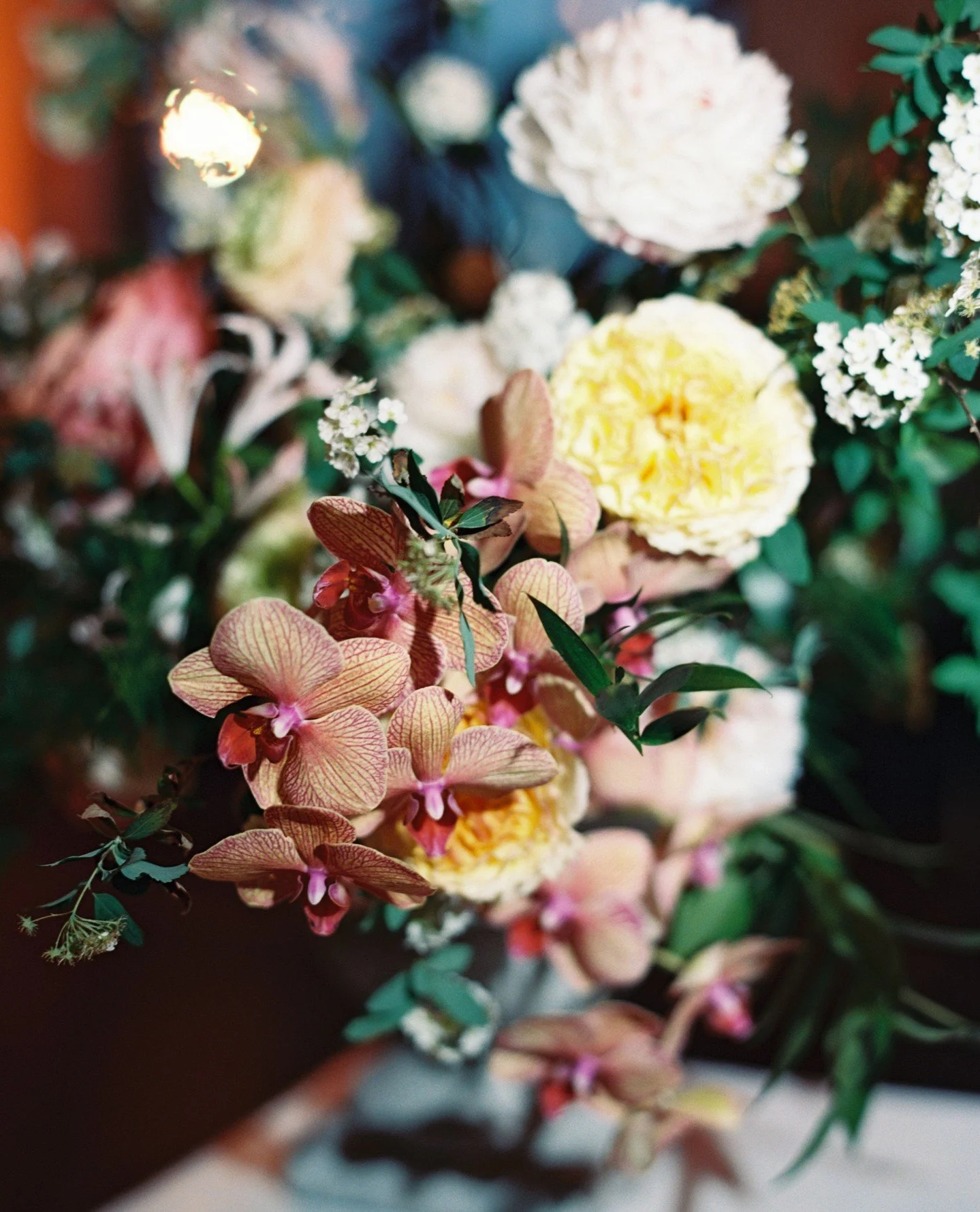 timeless elegance is always a perfect touch ✨️⁠
⁠
⁠
#wacowedding #wacoweddingplanner #texasweddingplanner #weddingvibes #bridevibes ⁠
⁠
⁠
⁠
vendor team: ⁠
@thehotel1928⁠
@muamadelinecope⁠
@sarahlordphoto⁠
@oliveandoakfloral⁠
@morganpearlcakes⁠
@moont