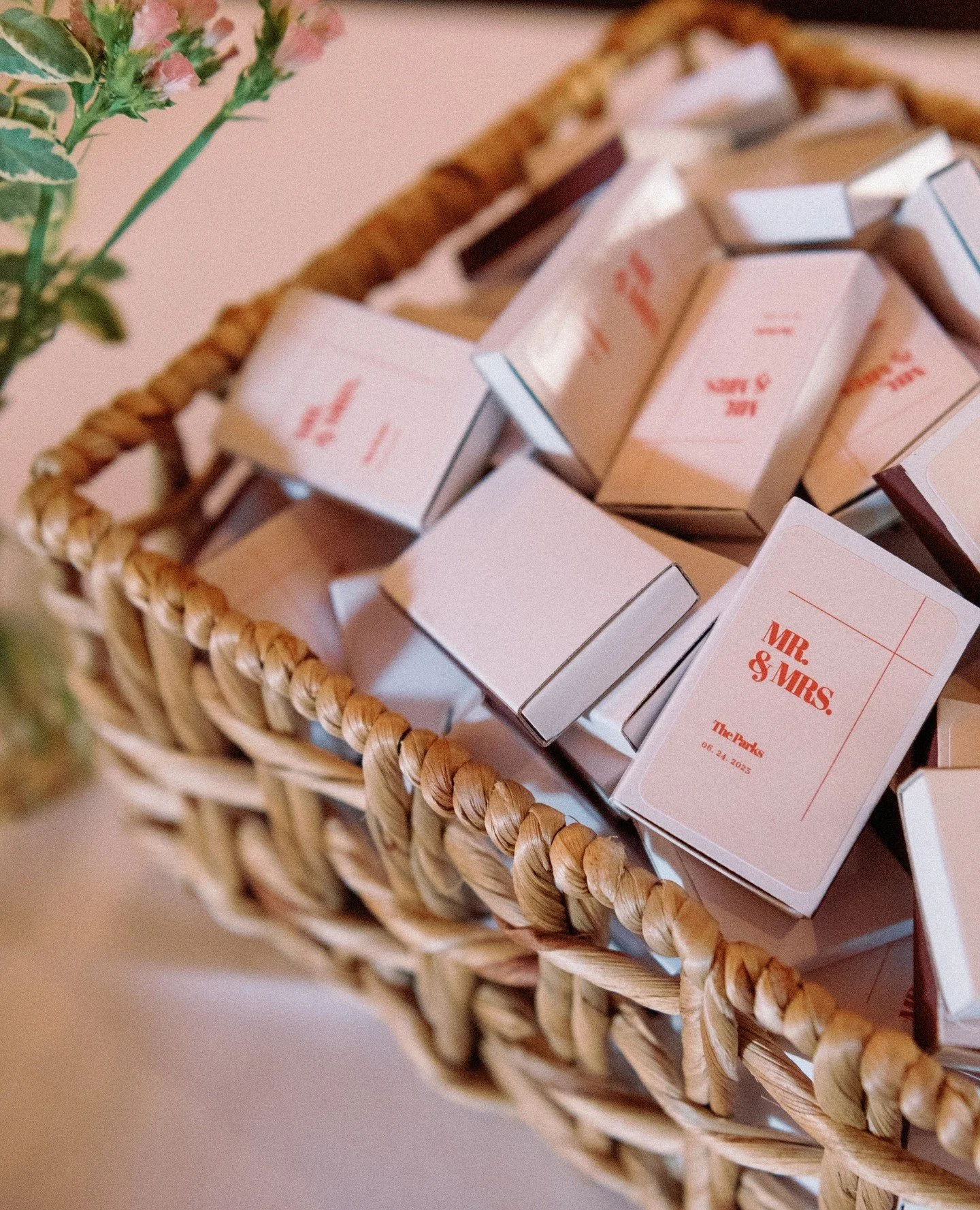 match made in heaven 🤍⁠
⁠
⁠
#texaswedding #texasweddingplanner #dfwplanner #bride #weddingseason #dfwwedding ⁠
⁠
⁠
⁠
vendor team⁠
@nightlightdonuts⁠
@pendleypartyproductions⁠
@wbestyett⁠
@embeautyco__⁠
@averyearlstudios