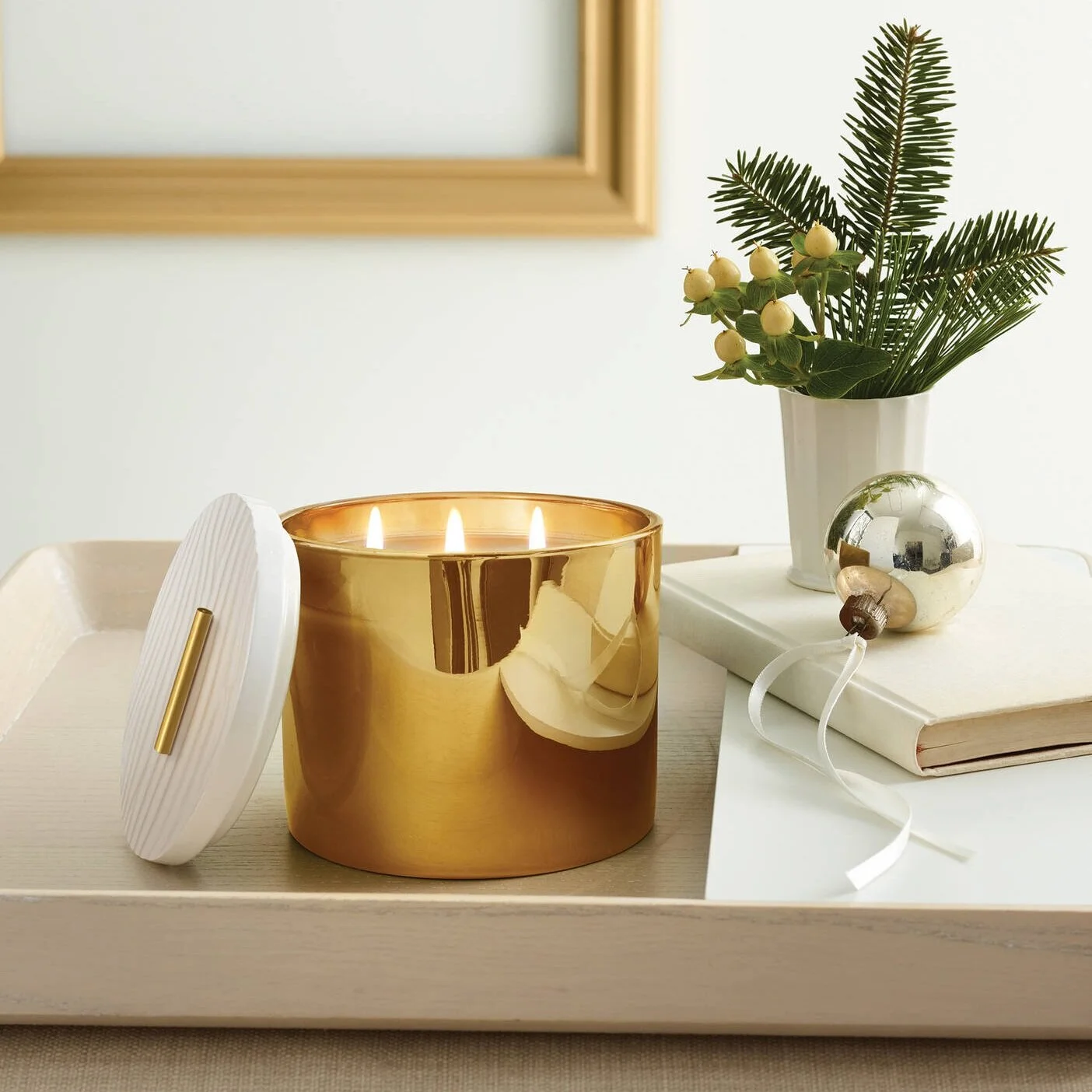 Frasier+Fir+Gold+3-Wick+Candle+2.jpg