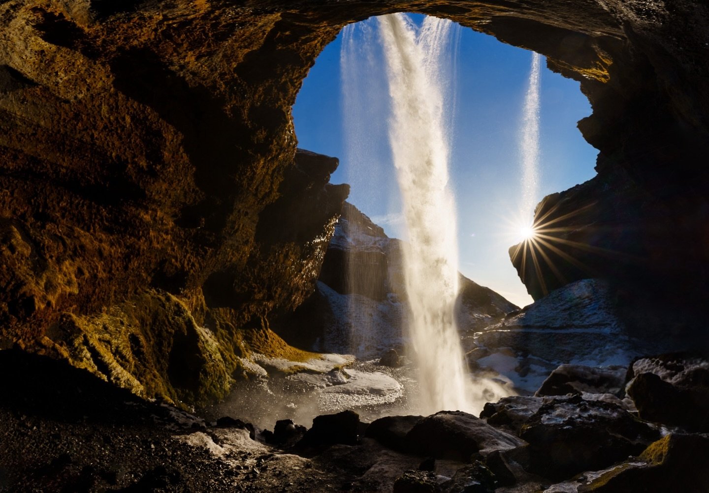 I am home from Iceland with a mound of photos to edit.  The group was so incredibly lucky with weather during our visit!  We had sun and mostly clear skies for the first 3 days or so.  I never knew Iceland had that many sunny days in a row!🤣 One of 