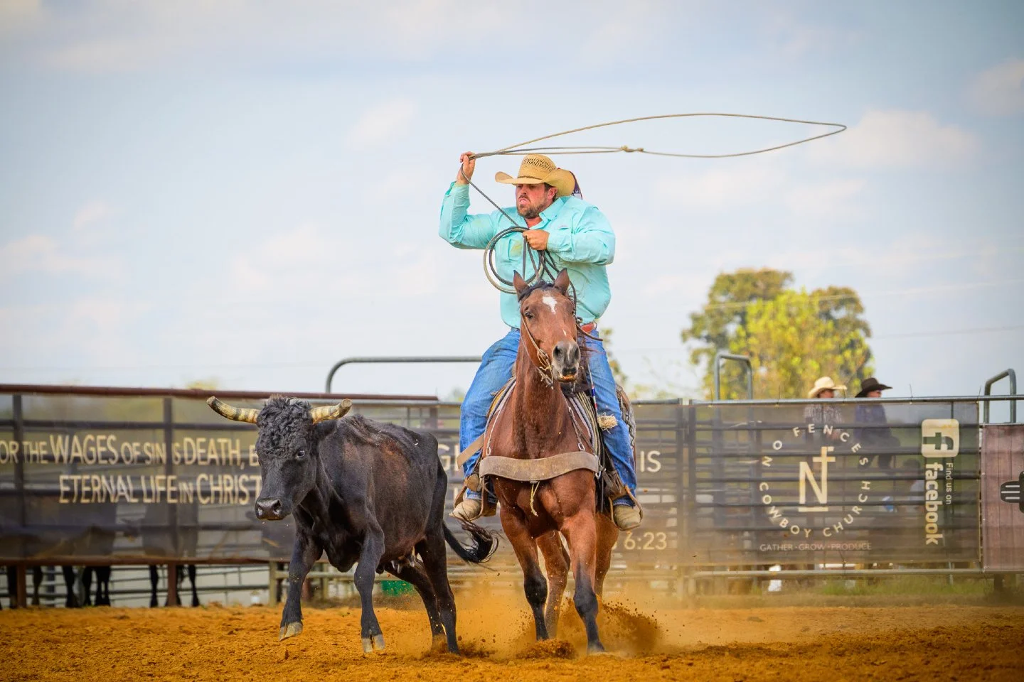 That moment of truth! 🤠 This shot from The Day of The Cowboy Ranch Rodeo at No Fences Cowboy Church showcases the precision and timing a cowboy needs in roping. From the swing of the rope to the focus on the steer, it's a split-second decision that 