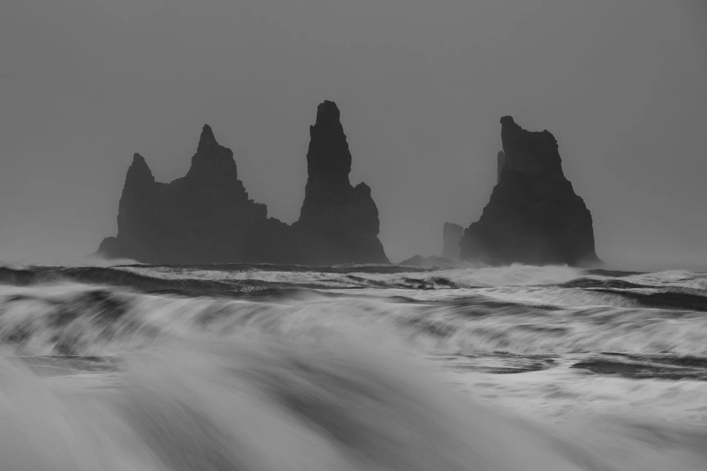 February 2025 Rewind! ⏪ One of the most powerful moments of this past year was standing on the black sands of Reynisfjara Beach, witnessing the raw majesty of the Reynisdrangar sea stacks.

To be honest, this has quickly become one of my absolute fav