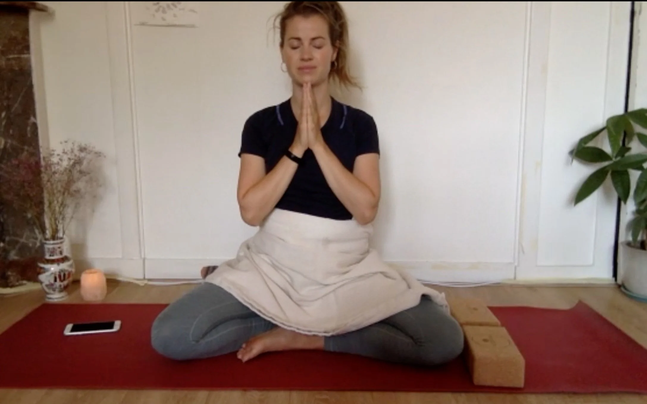 Root Chakra w/ Cecilia (Copy)