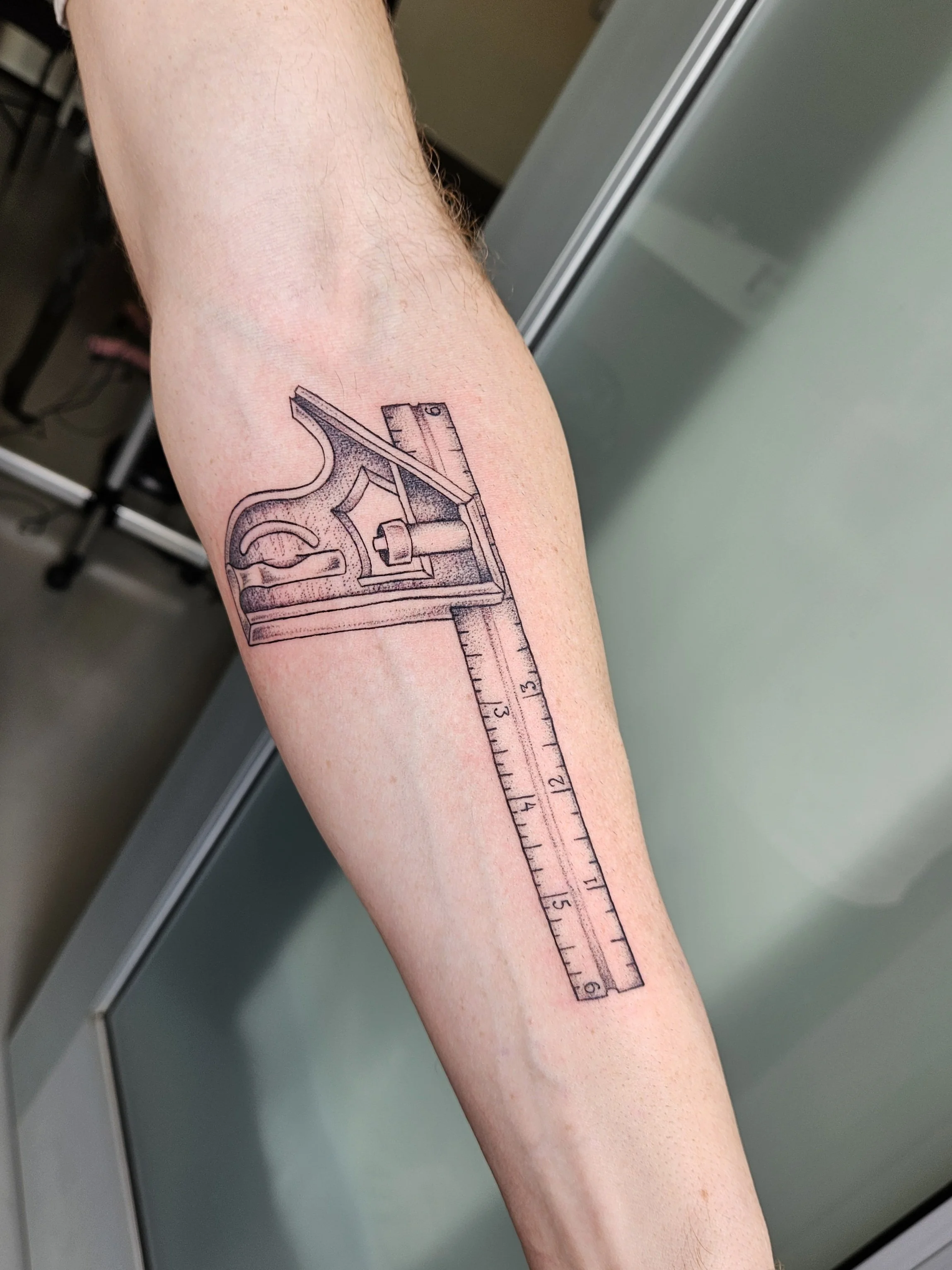 B & G stipple shading - combination square