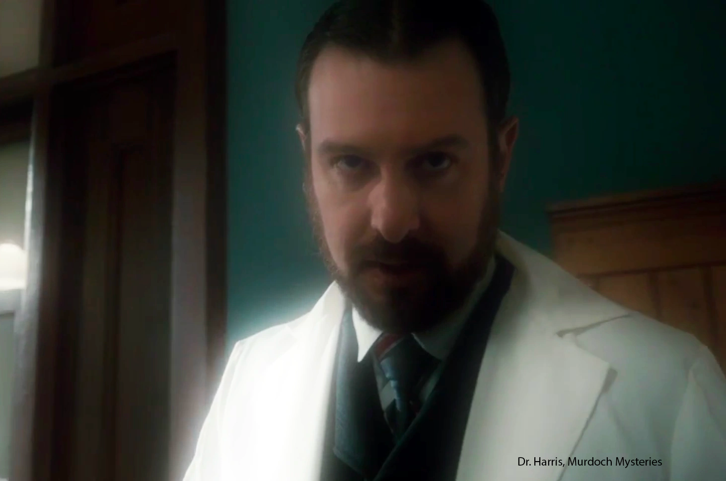 1117_Dr._Harris_%28David_Leyshon%29.png