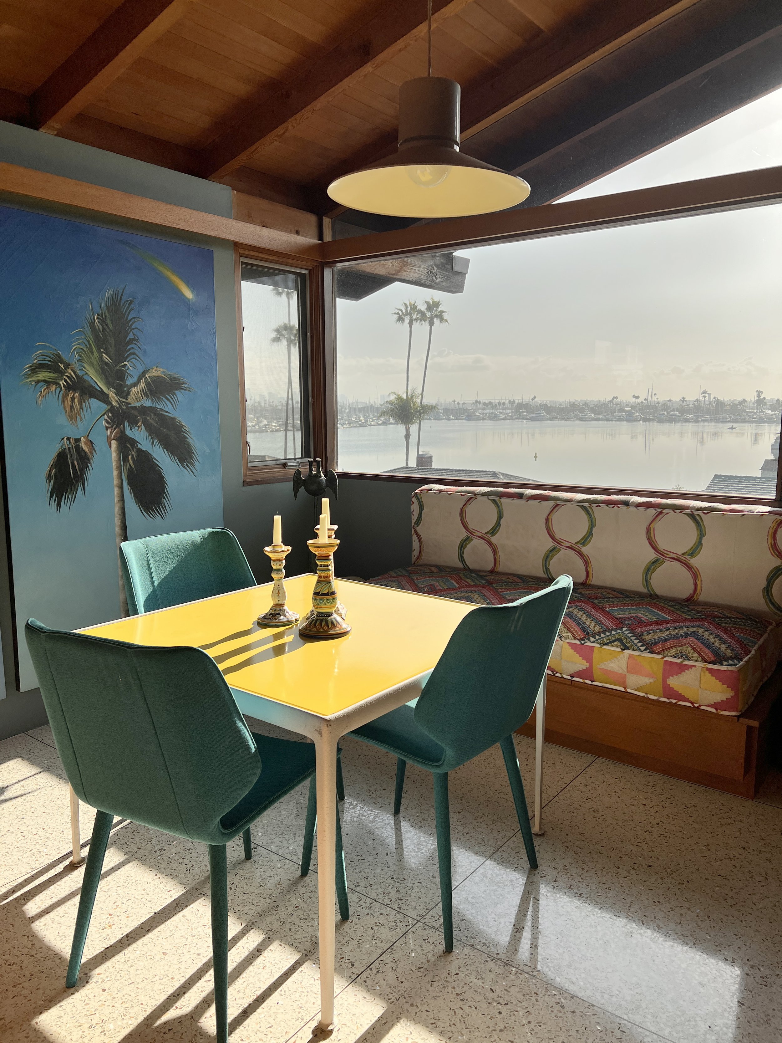 BreakfastRoom.jpg