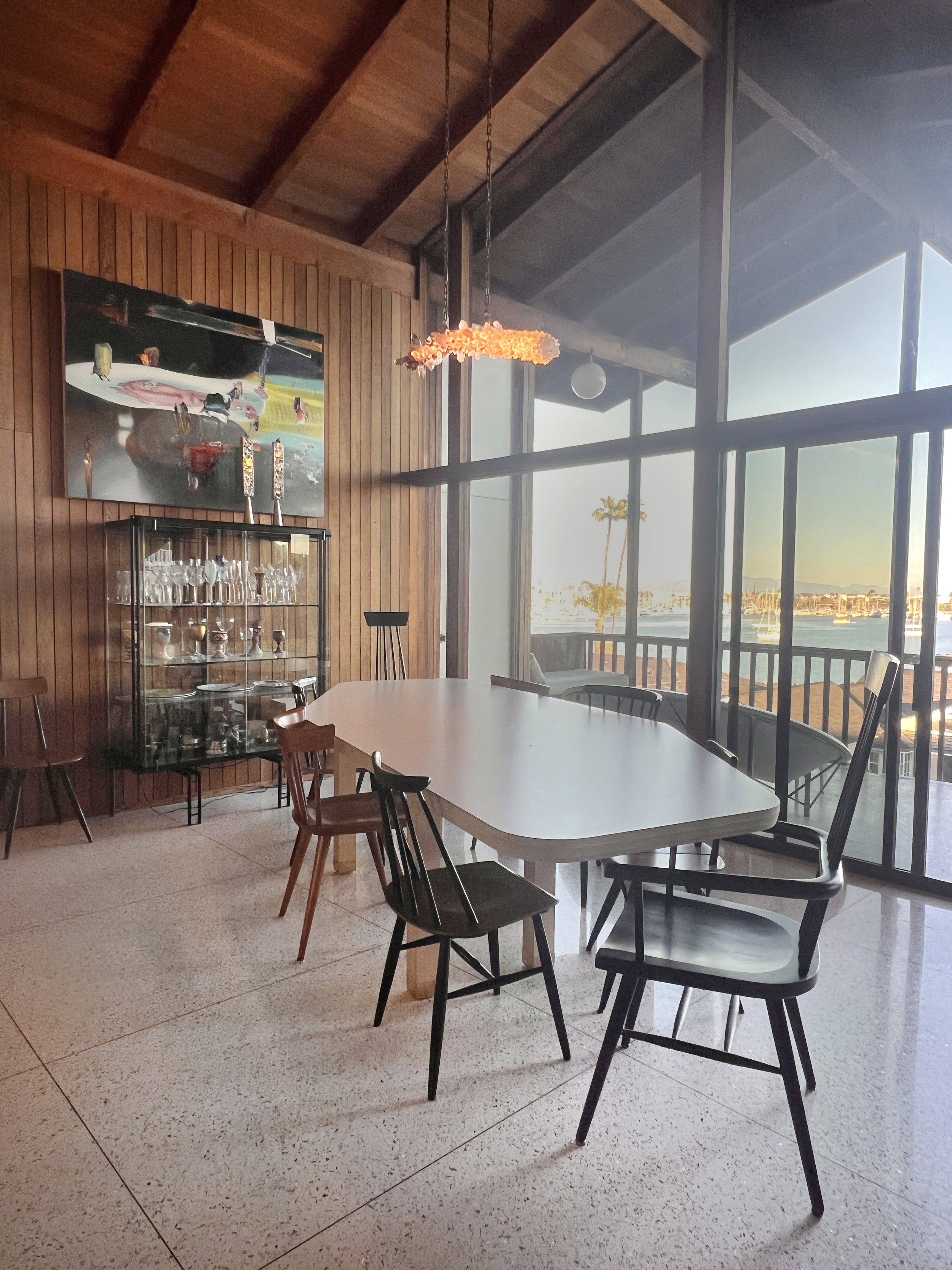 DiningRoom.jpg