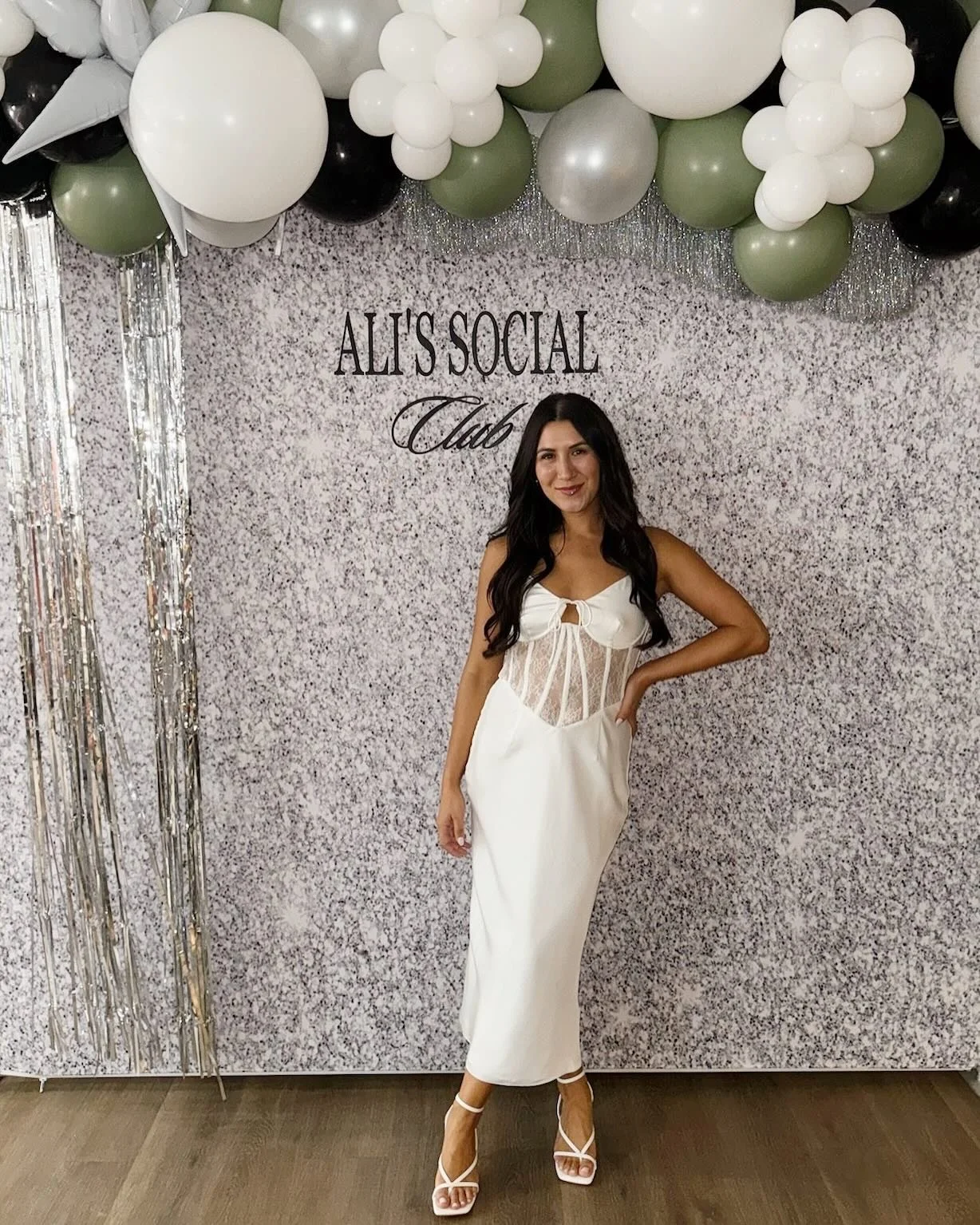 only took a week to post but, S/O to @caseybleif &amp; @kelsfrederickk for being the best MOH&rsquo;s &amp; all my girls for the the best bach weekend EVER !!! 

in the clerb, we all fam 🥂🤍💍