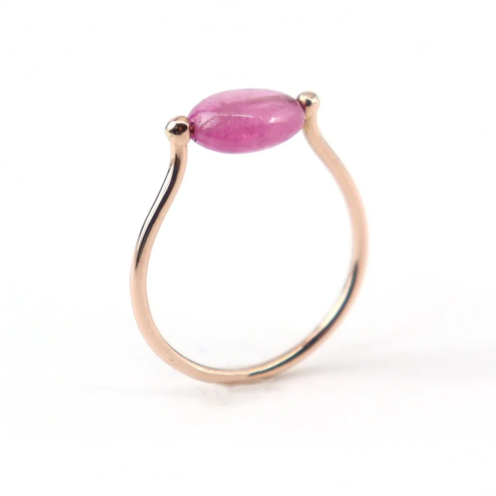 Smooth Pink Sapphire Spa Ring in 14k Pink Gold