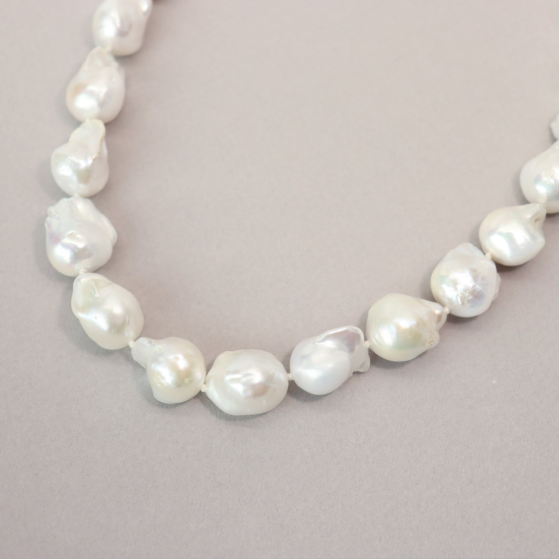 Freshwater Baroque White Pearl Strand
